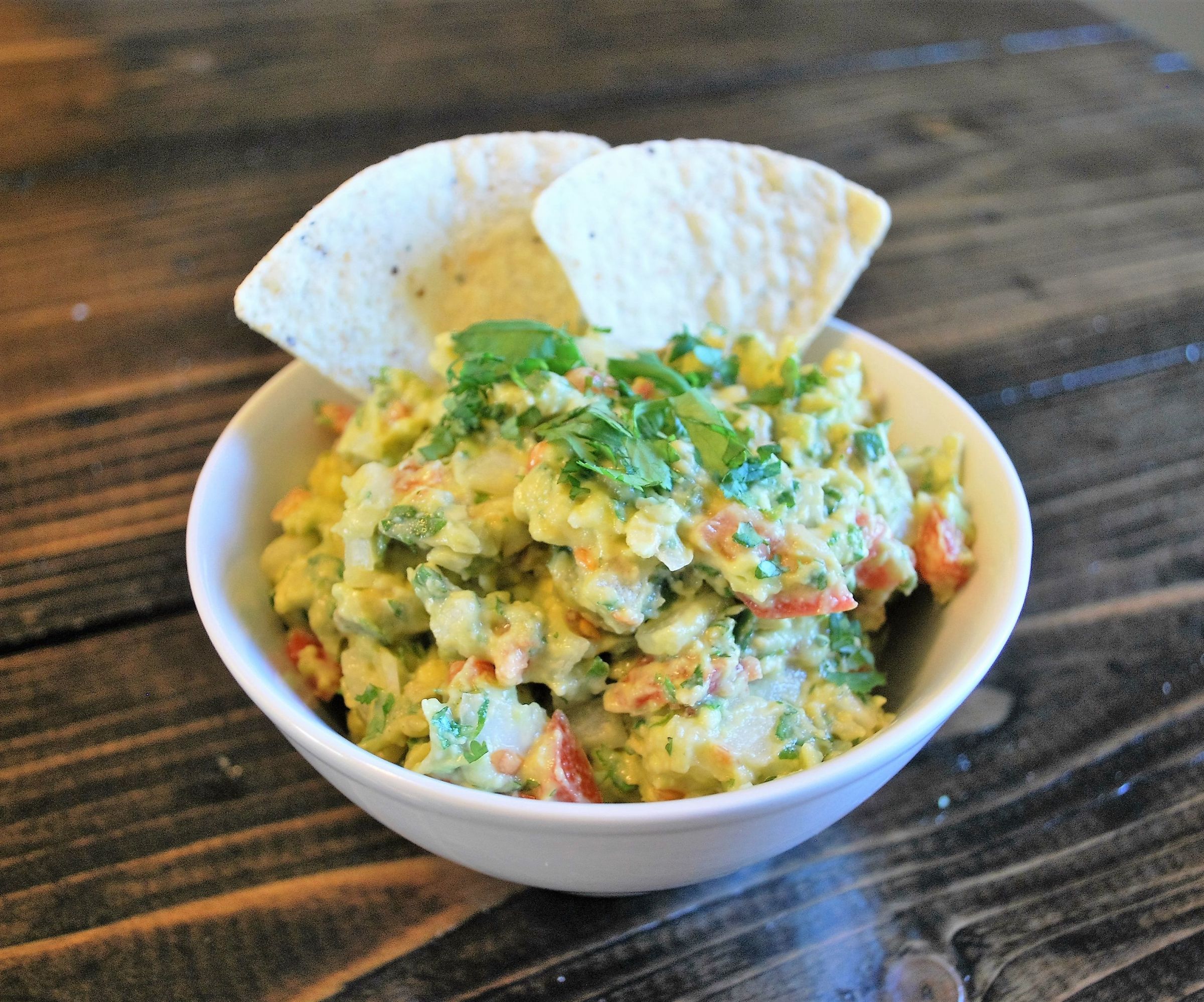 Simple Spicy Guacamole