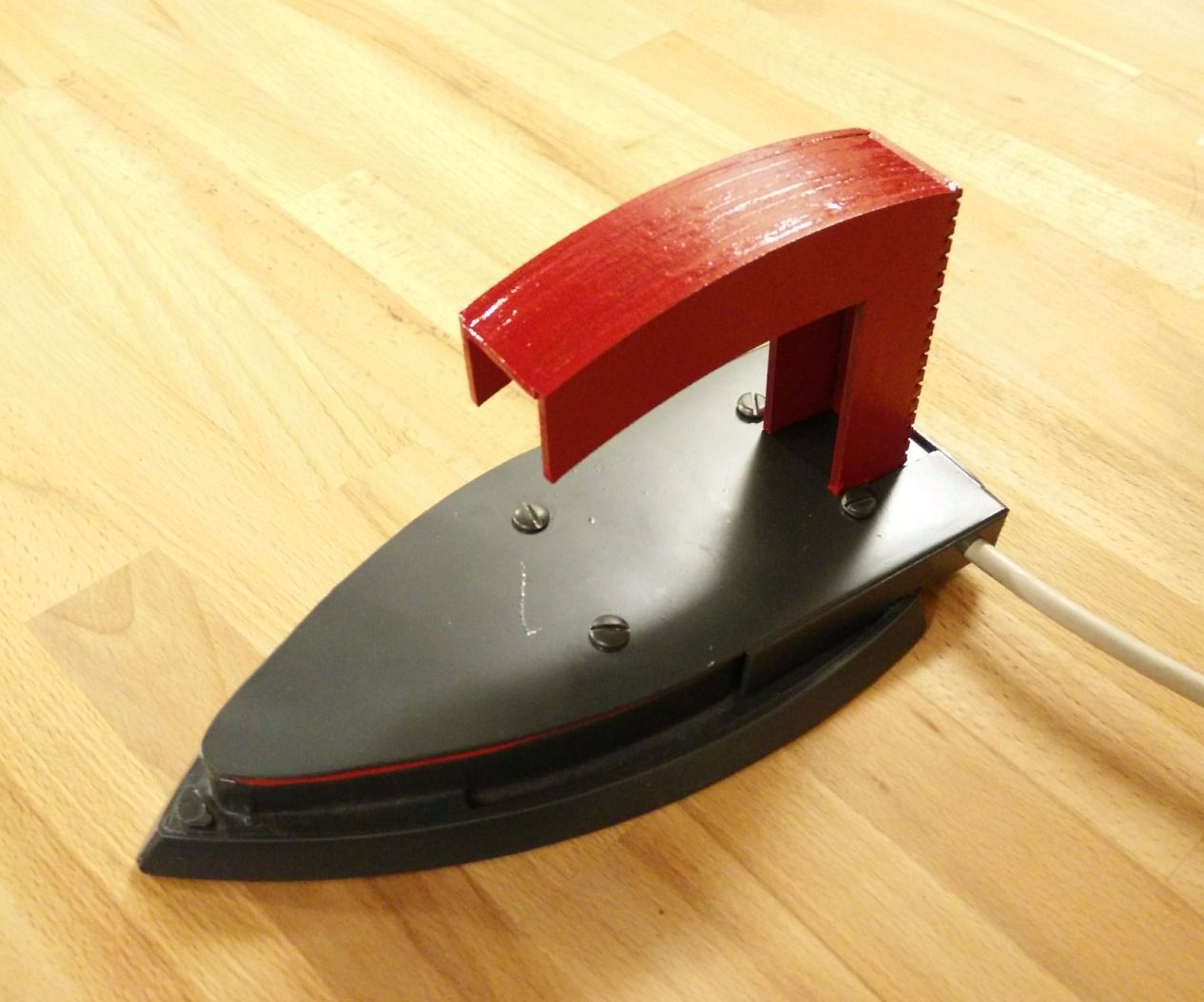 Compact Flat Packed Ironer
