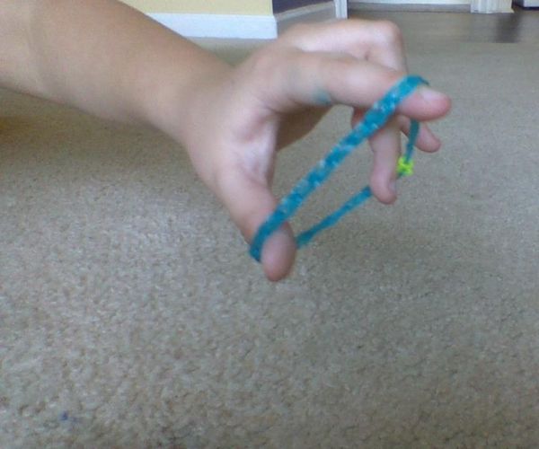 How to Do Basic Bracelet-IN ABOUT 5 STEPS!