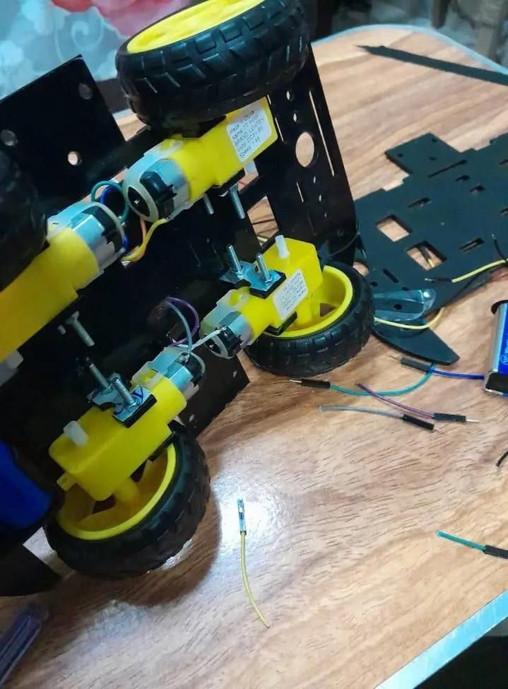 Remote-Controlled Car Using Arduino : 5 Steps - Instructables