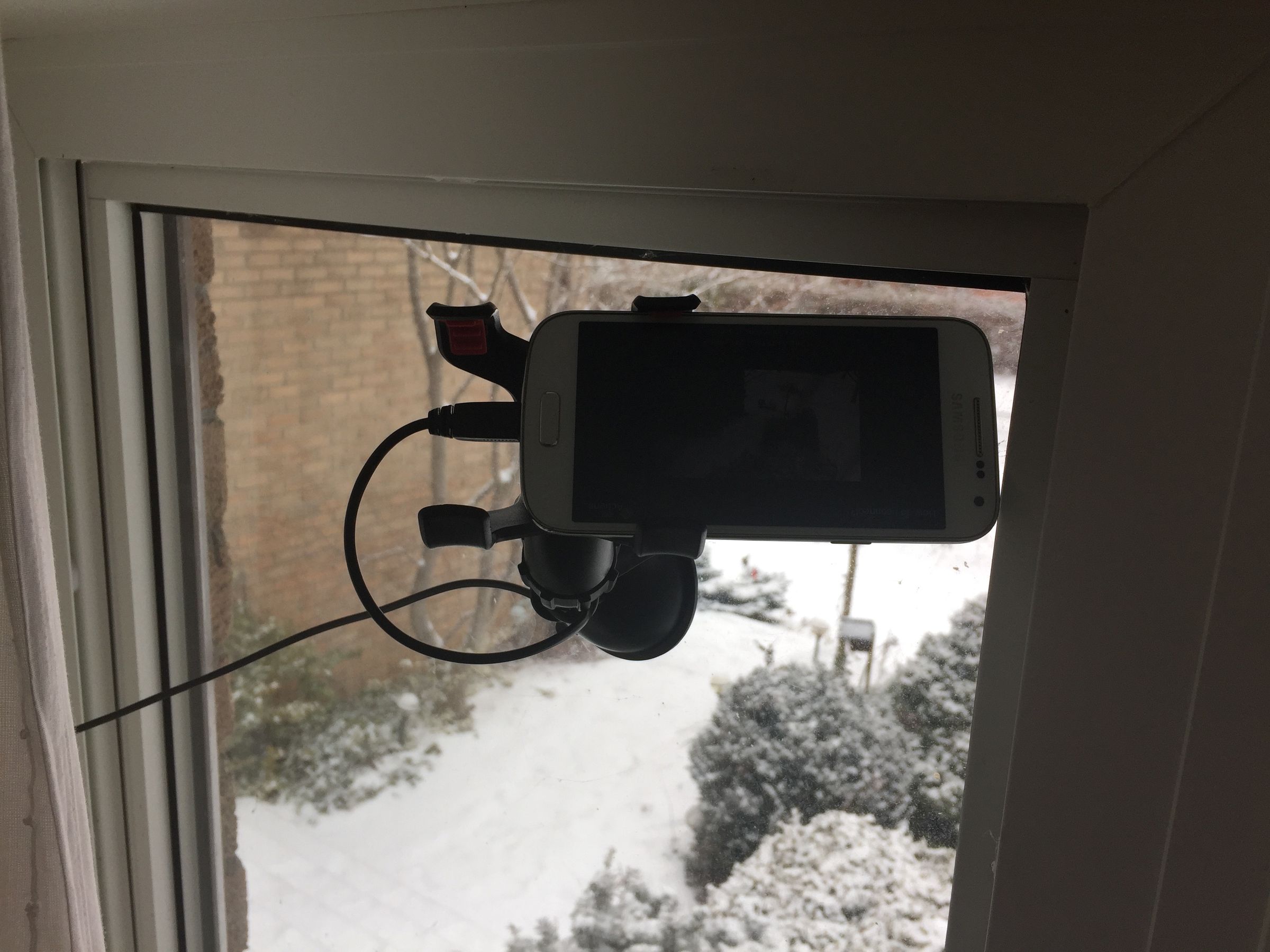 Receive Picture Notifications When People Approach Your House With