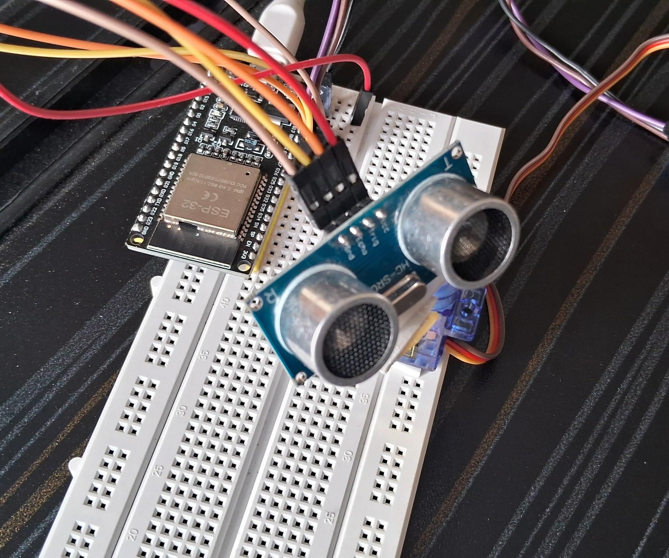 ESP32 Ultrasonic Radar: a Real-Time Visualizer With Processing