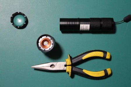 Demontage Der Taschenlampen
