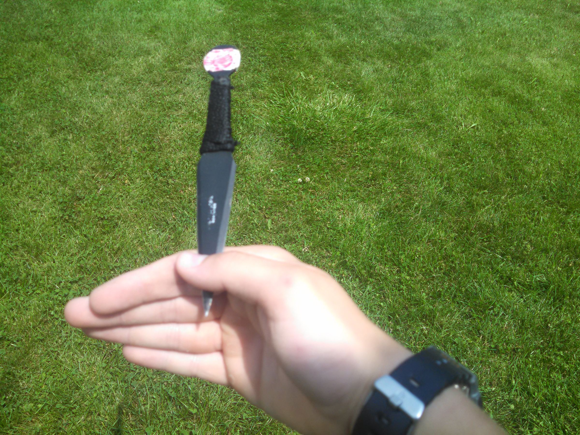 How to Throw Knives 4 Steps Instructables