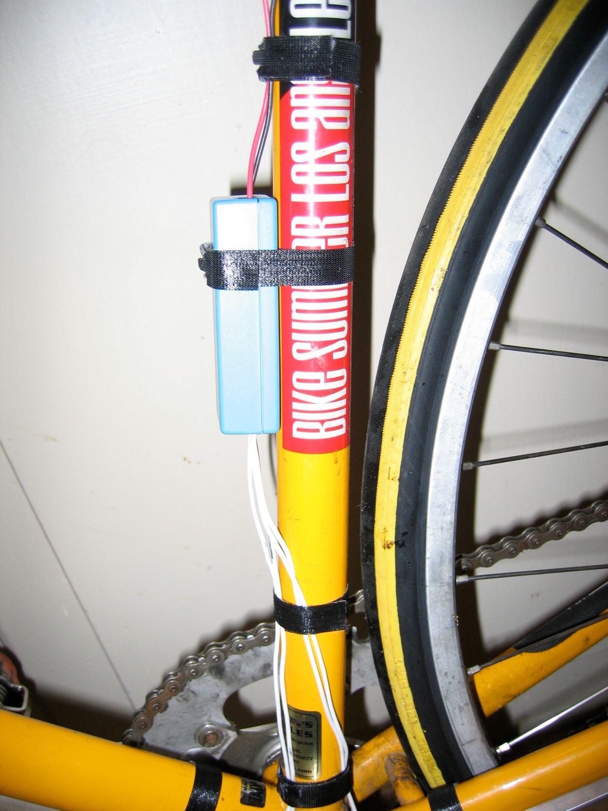 DIY Glow Ground Effects Lights for Your Bike! 8 Steps (with Pictures