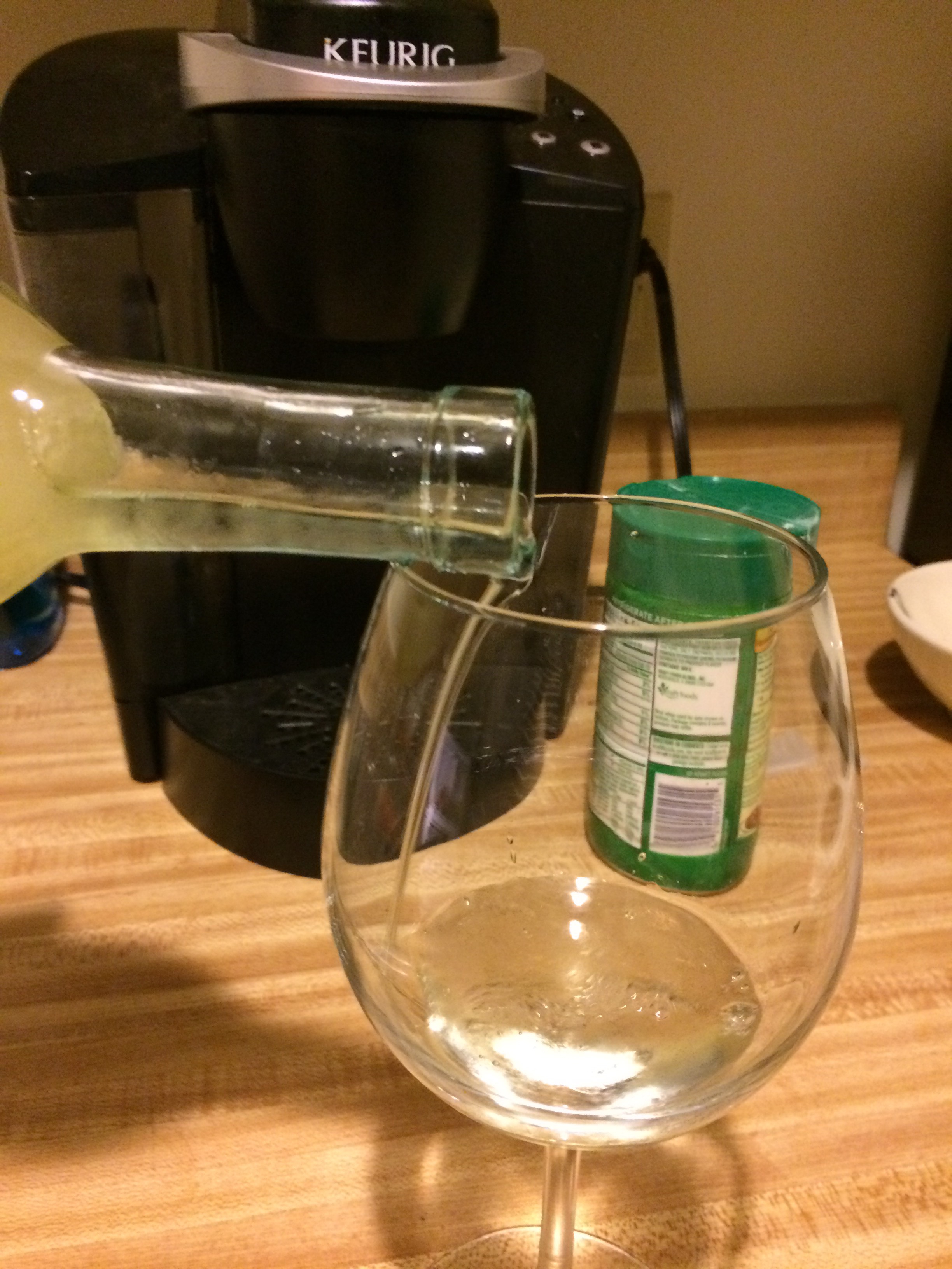 How to Open a Wine Bottle Without a Wine Opener 5 Steps (with