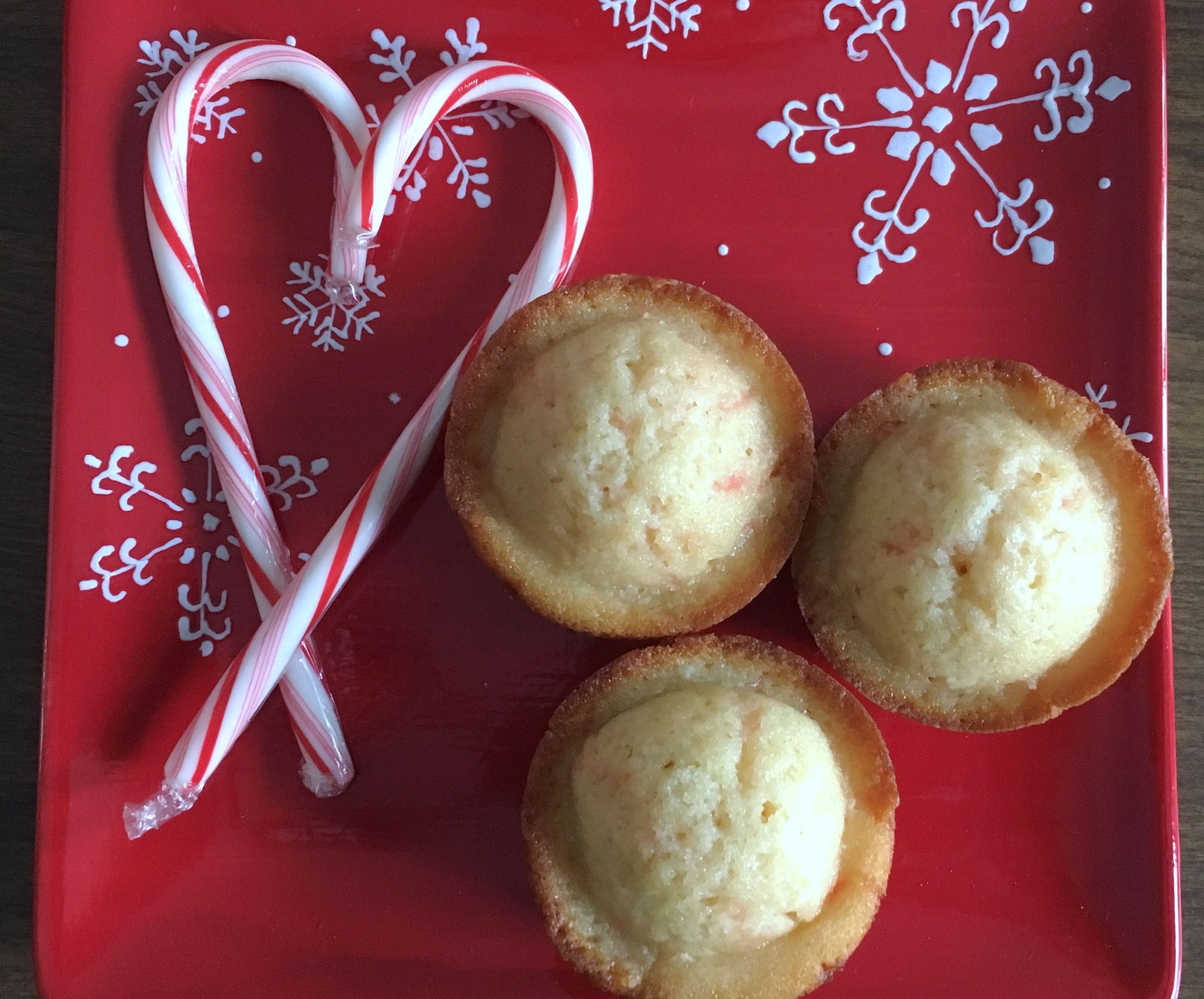 Candy Cane Cupcakes Aka Sweet Tomatoes/Souplantation Candy Cane Muffins