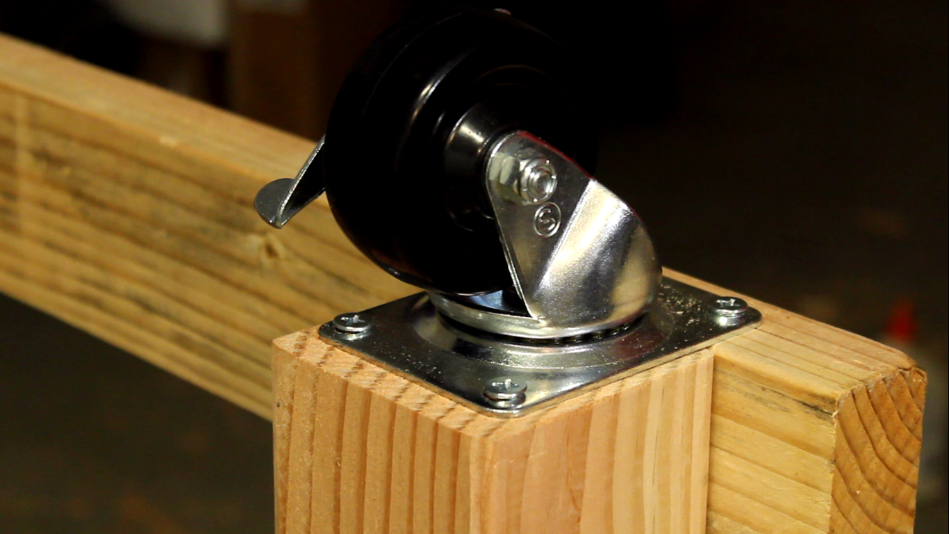 A Simple Workbench : 7 Steps (with Pictures) - Instructables