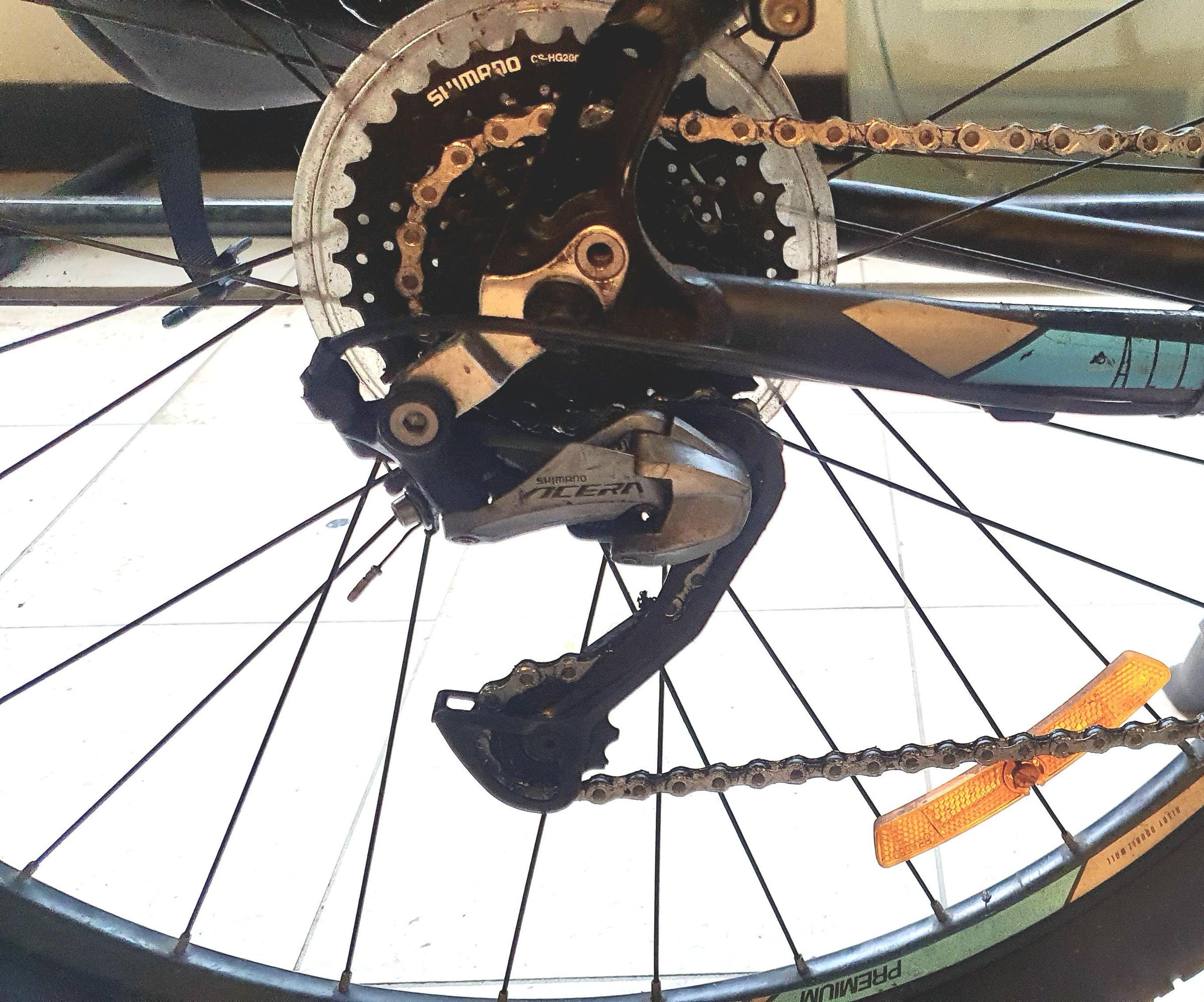 Replacing a Bicycles Rear Sprocket Cassette