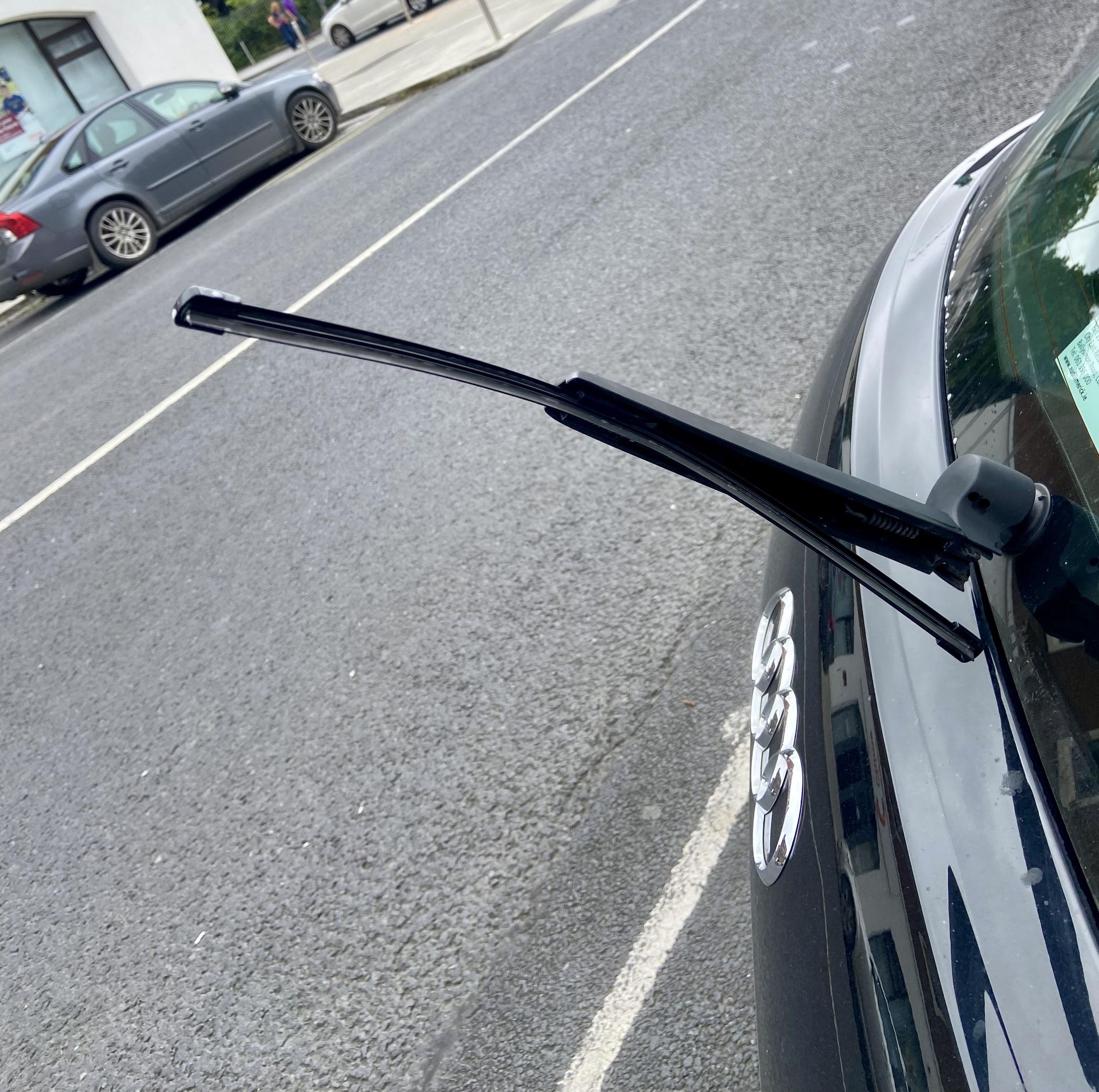 Adjust Length Car Wiper Blade Aerotwin : 5 Steps - Instructables