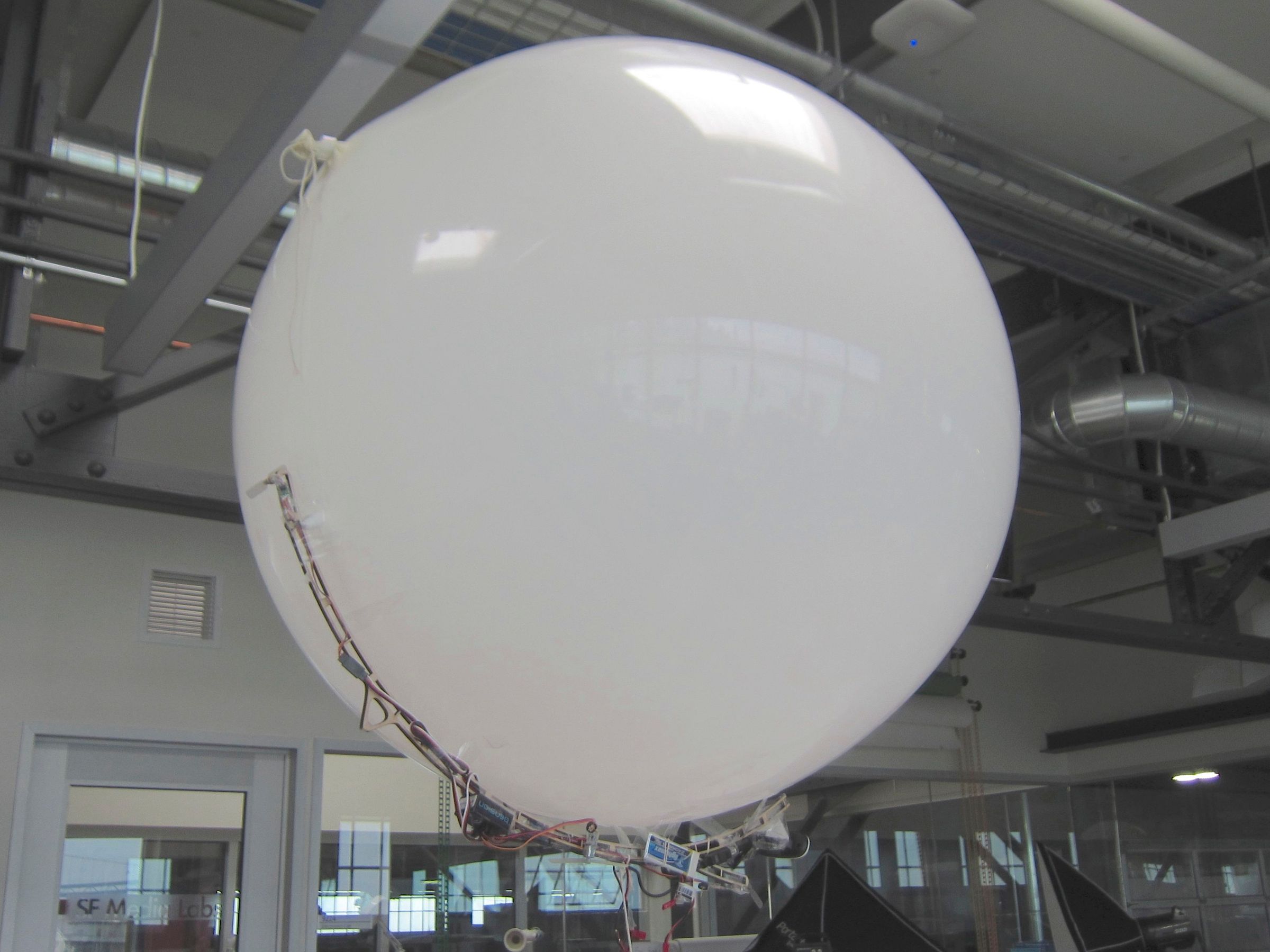 IOS/Android Remote Controlled Blimp With Video Feedback 9 Steps (with