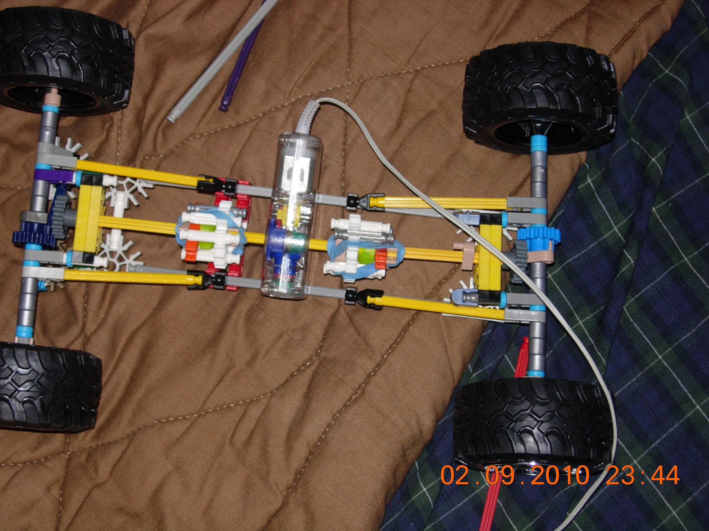 Knex 4x4 Crawler