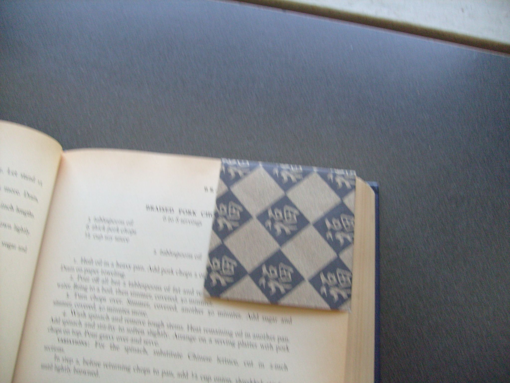 Origami bookmark. Better than others