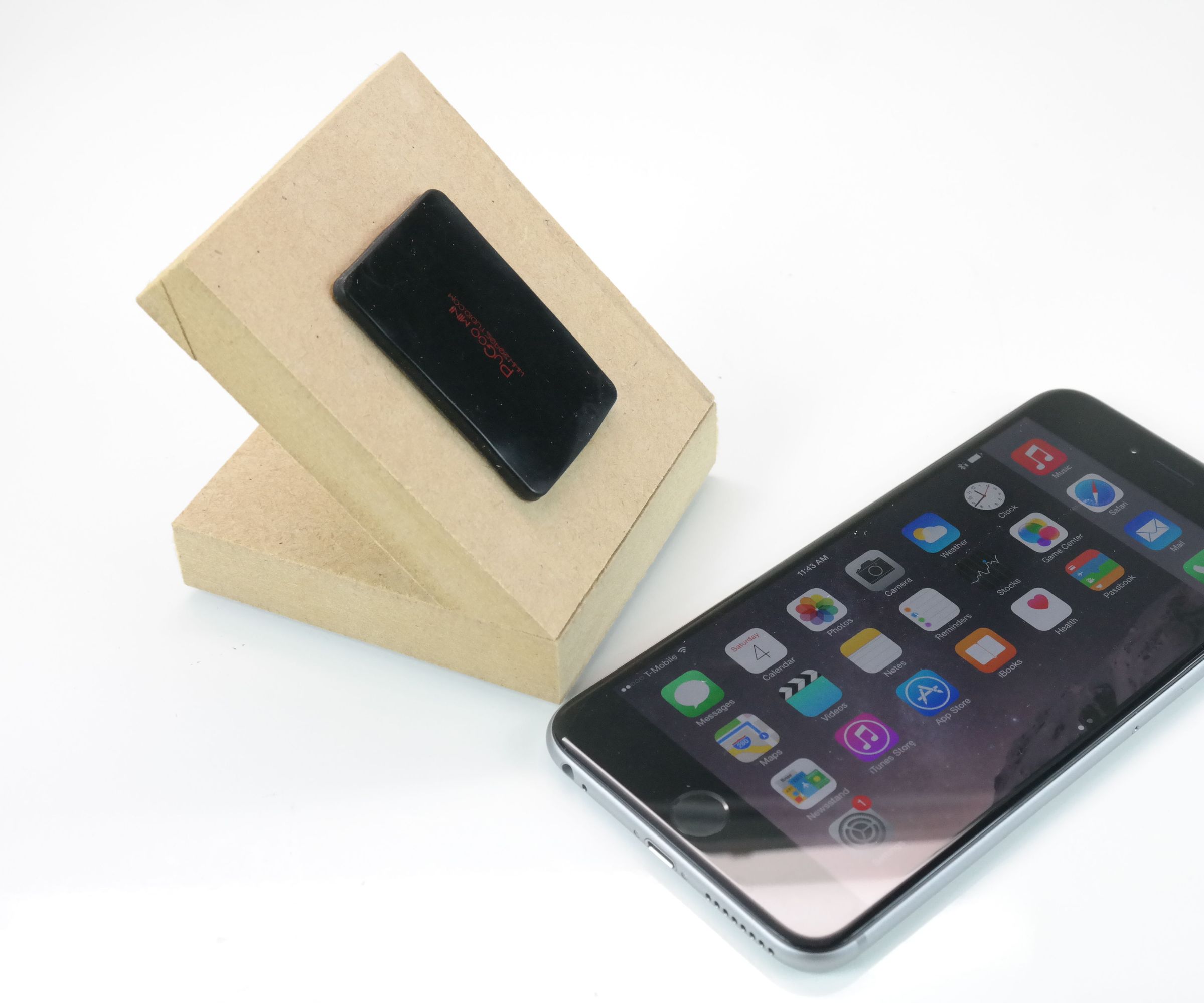 Easy DIY IPhone 6/6 Plus Stand/Dock