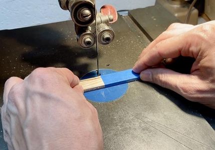 DIY Straight Razor From an Old Saw Blade : 6 Steps (with Pictures ...