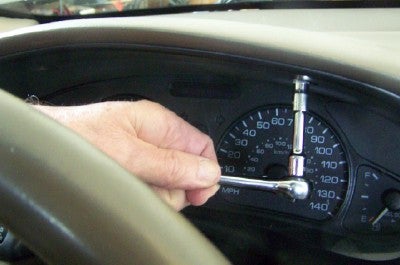 Removing the Instrument Cluster