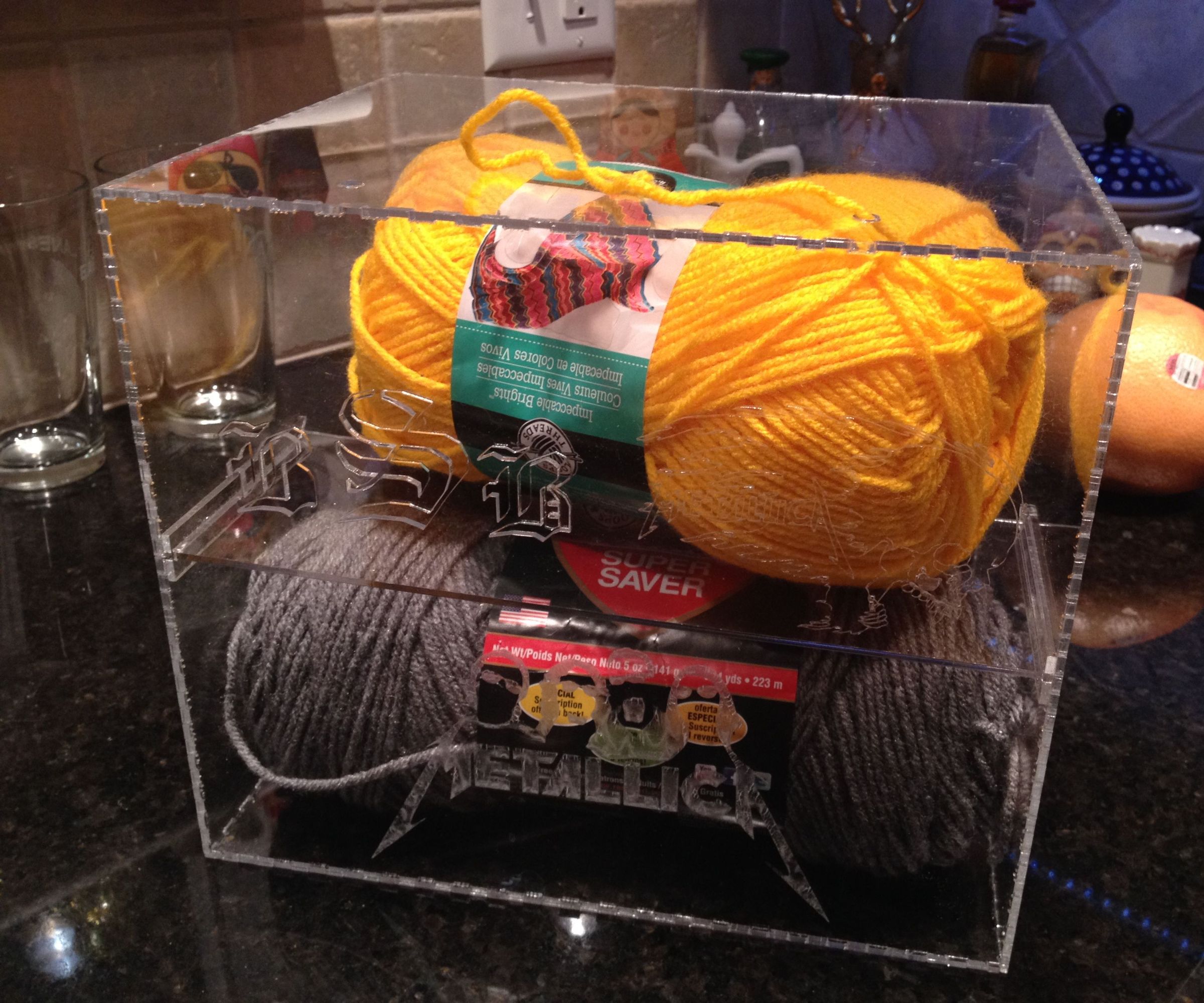 Acrylic yarn box