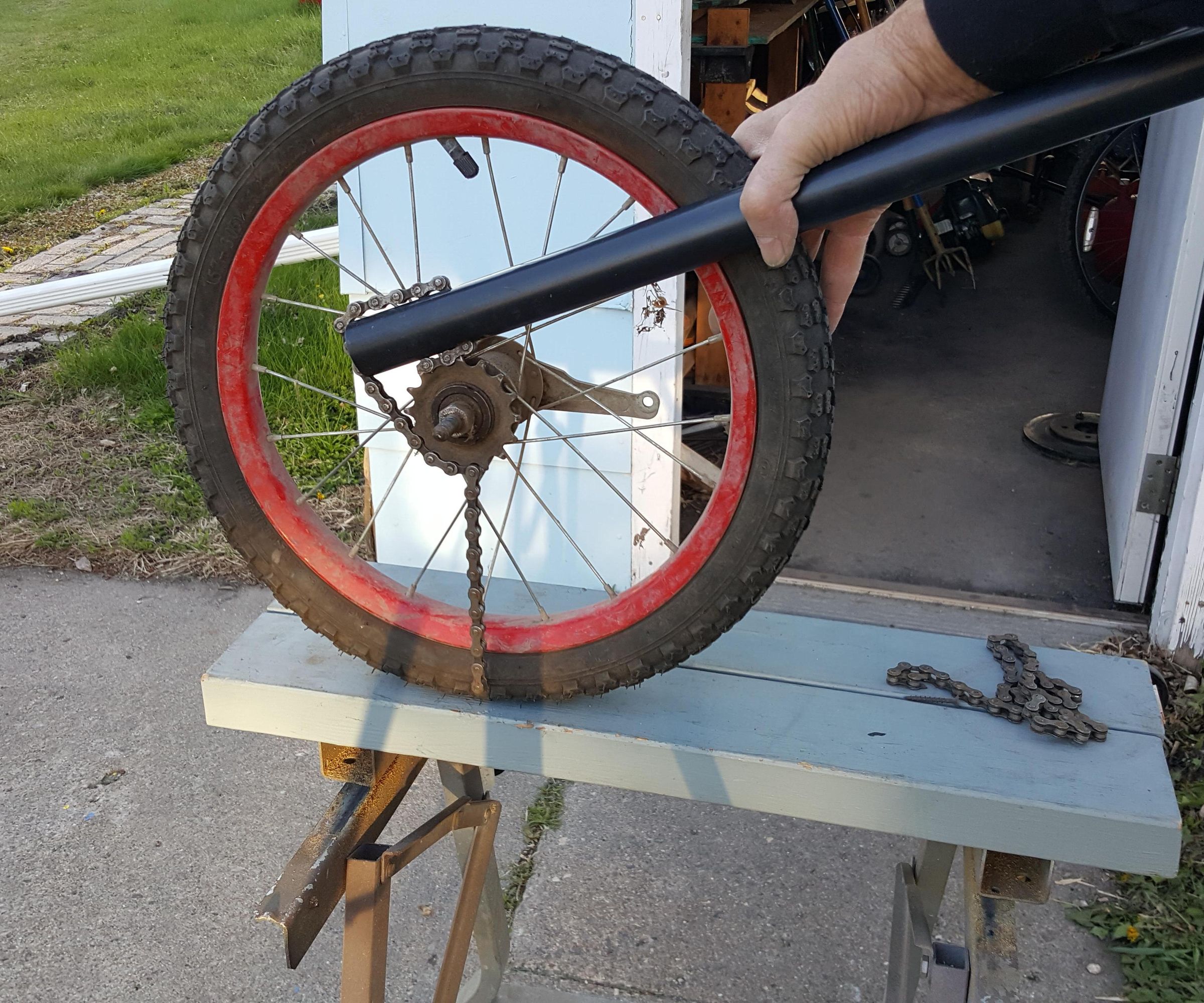 World's Easiest Bicycle Chain Whip (totally Free for Me)