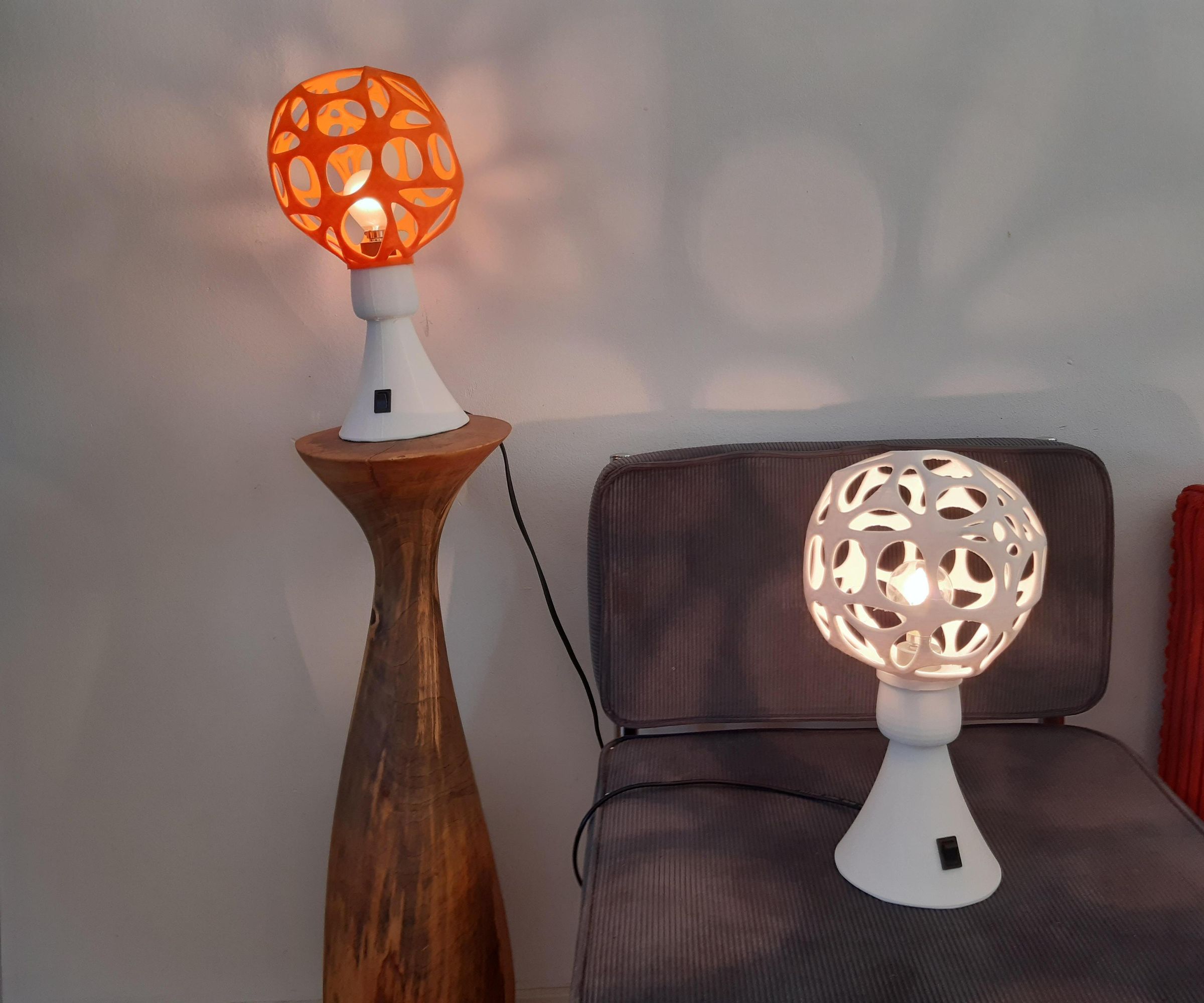 70s Style Table Lamp