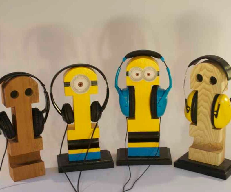 Headphone Holders - a Fun and Creative Parent/child Project