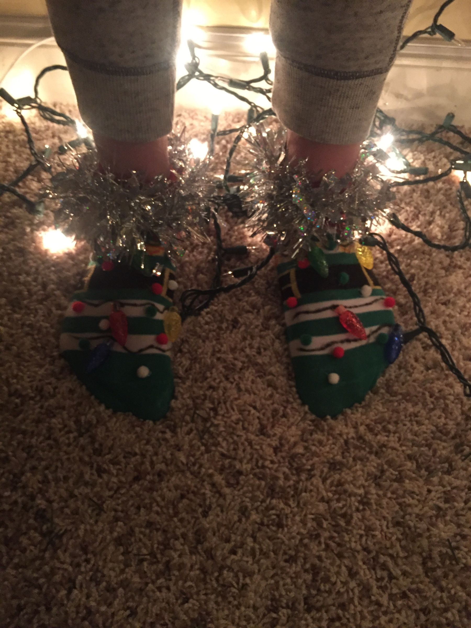 Ugly Christmas Socks 4 Steps Instructables