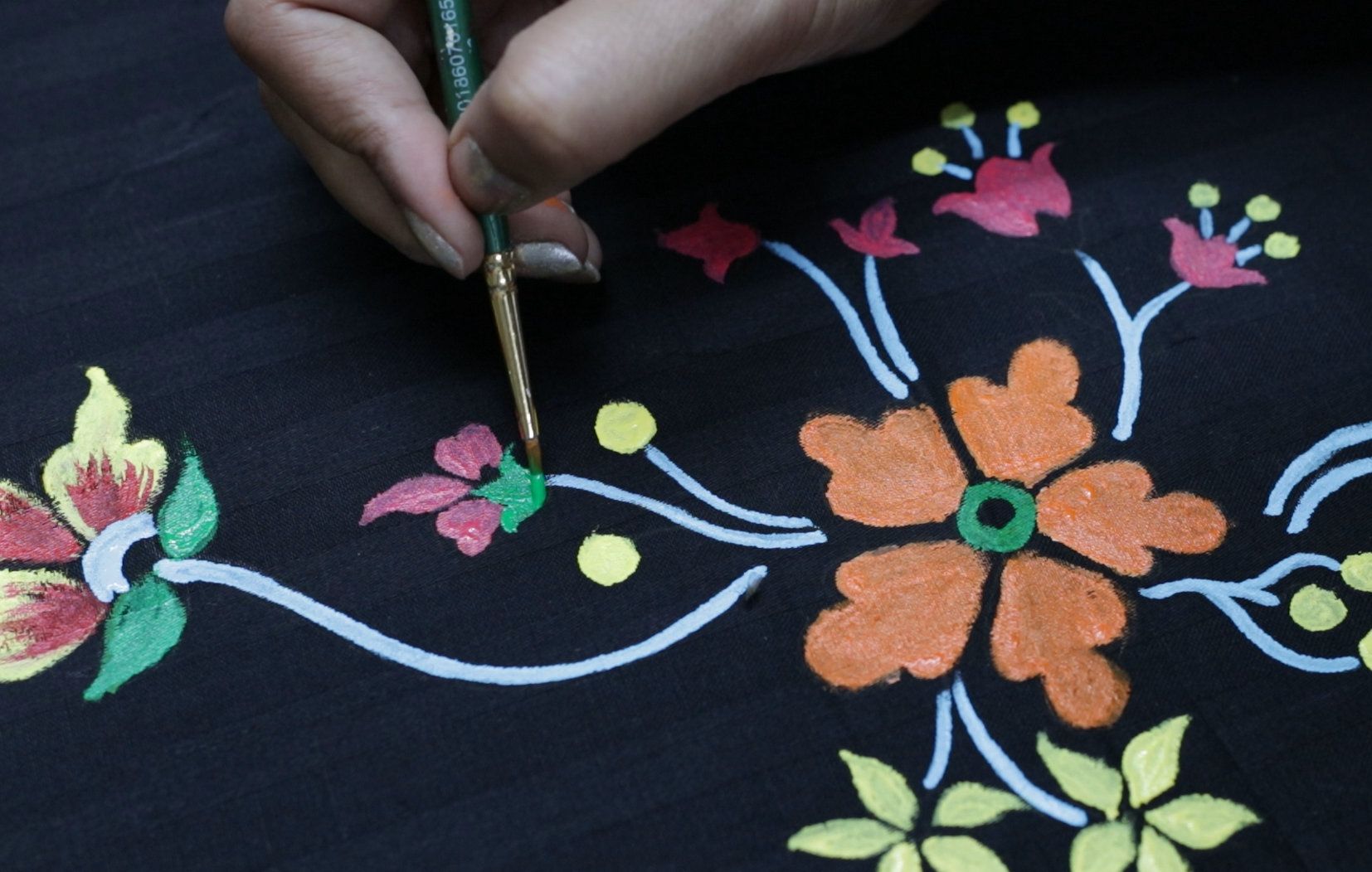 DIY Hand Painted Bed Sheet 13 Steps Instructables