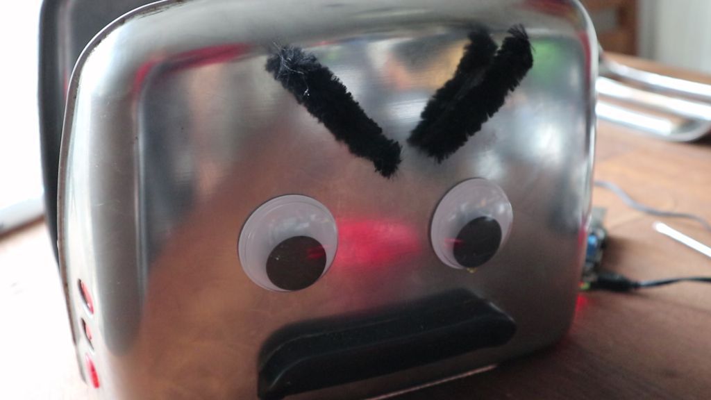Ted the Talking Toaster 6 Steps (with Pictures)
