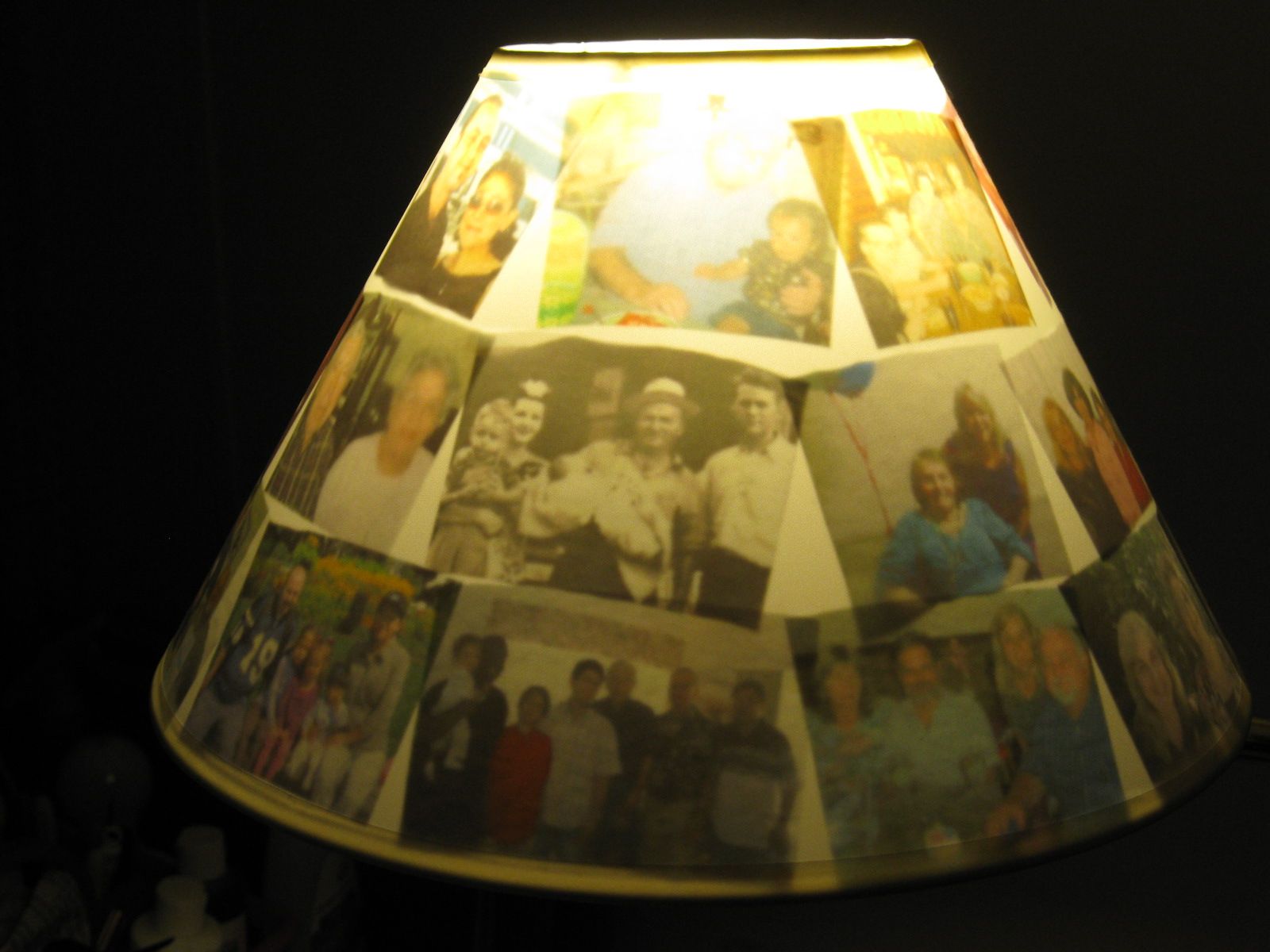 PHOTO GALLERY LAMPSHADE
