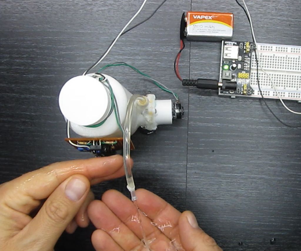 Automatic Alcohol Dispenser for Hands Without Arduino or