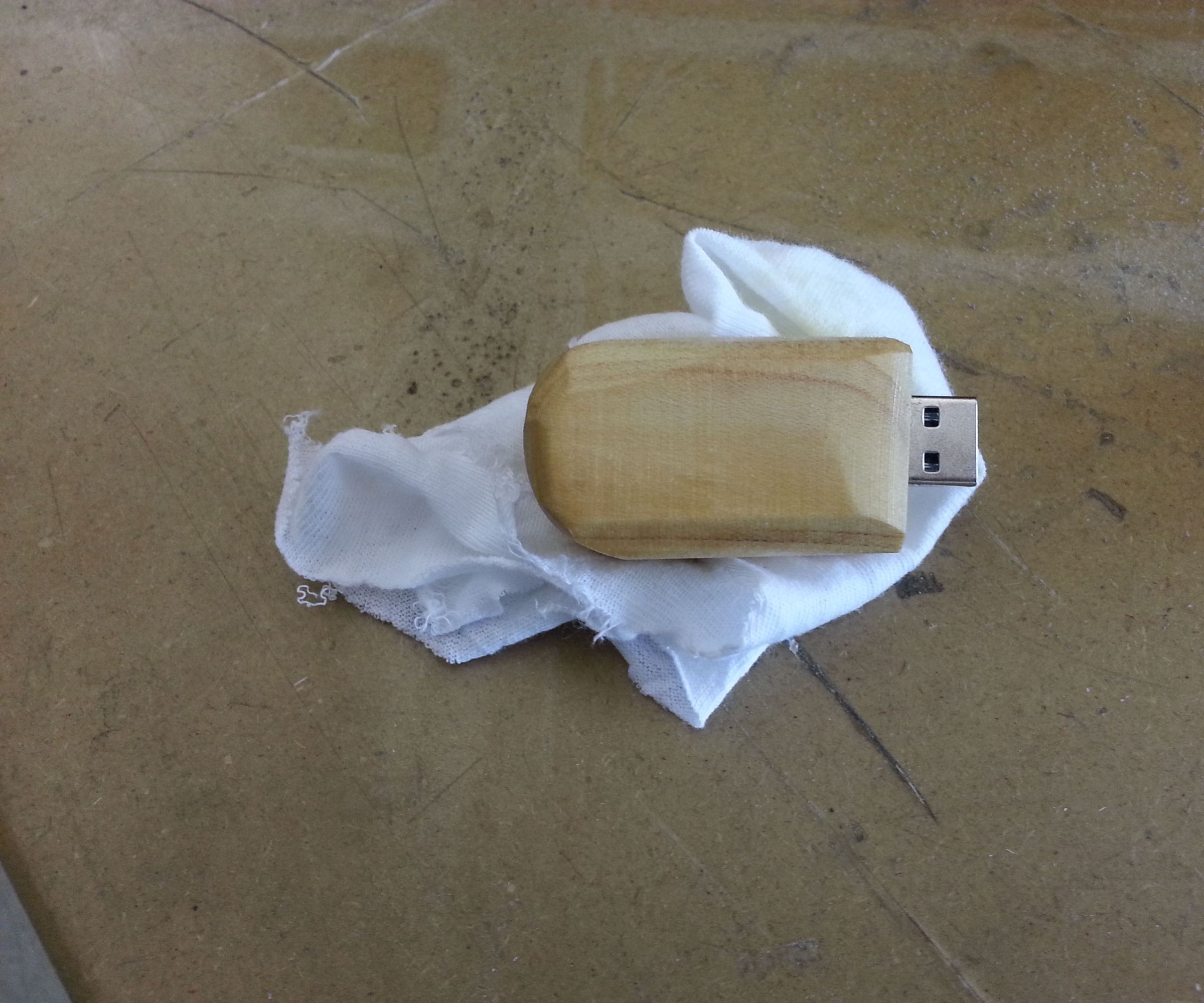 How to Make a Wooden Flash Drive