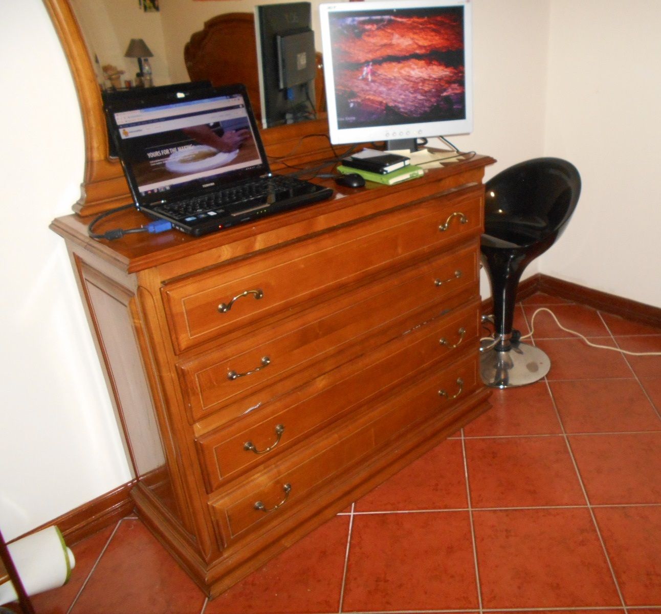 Make a Desk Out of Your Dresser Drawer 7 Steps Instructables