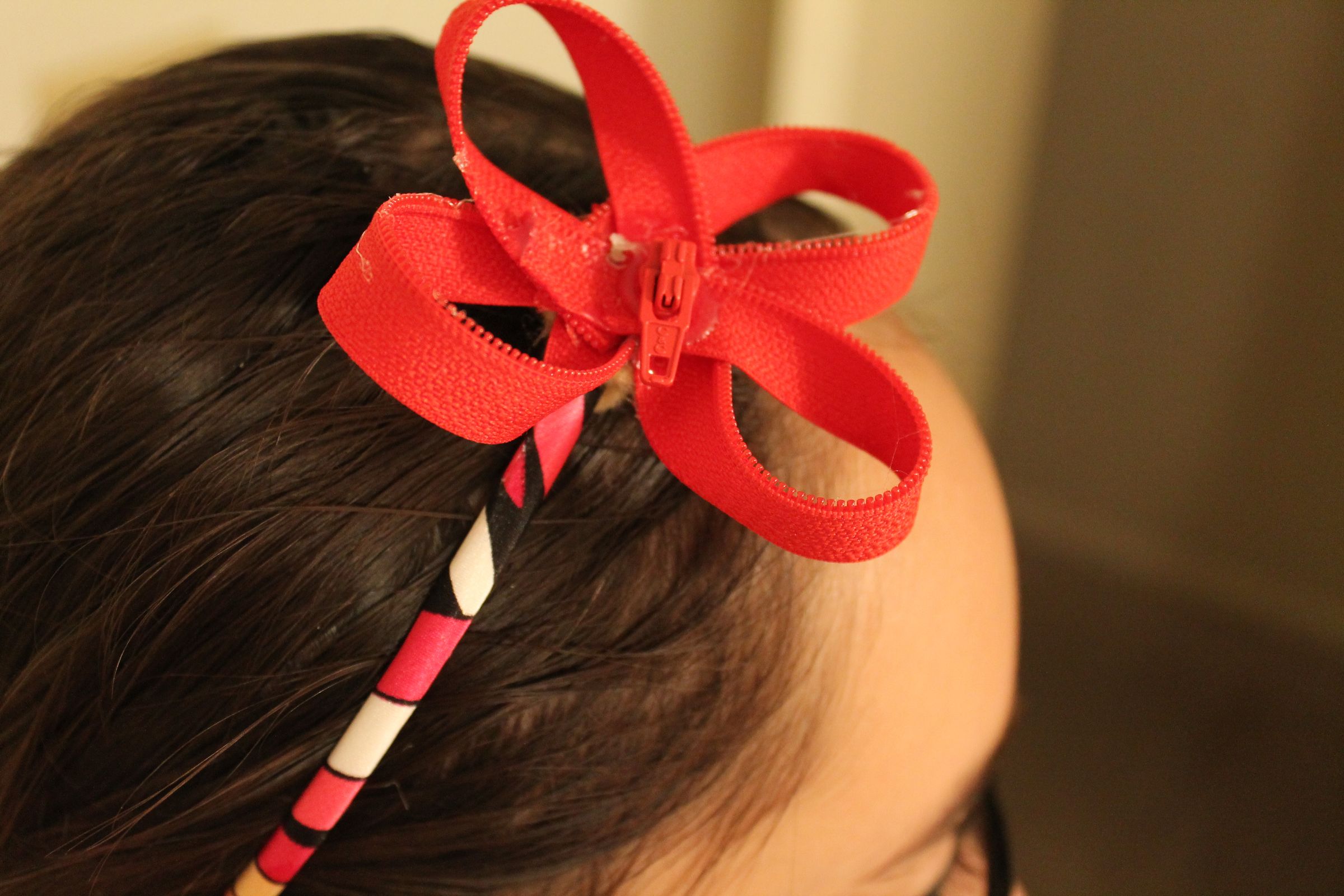 How to Make a Zipper Flower 6 Steps Instructables