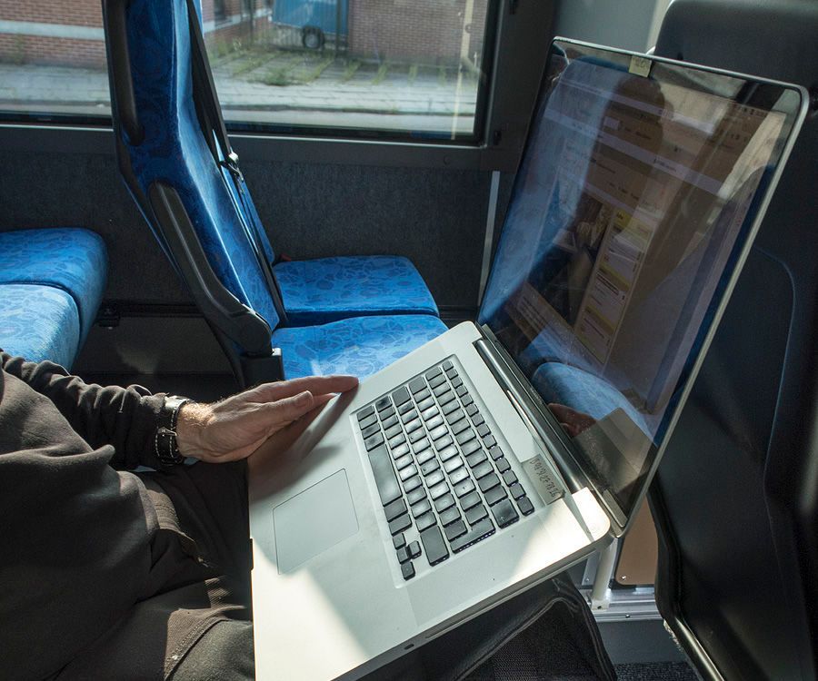 Portable Computer Stand for Commuters
