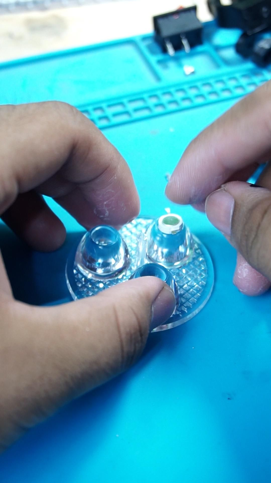 Transforming a 24V Bike Headlight Into a 4.2V Device! 8 Steps