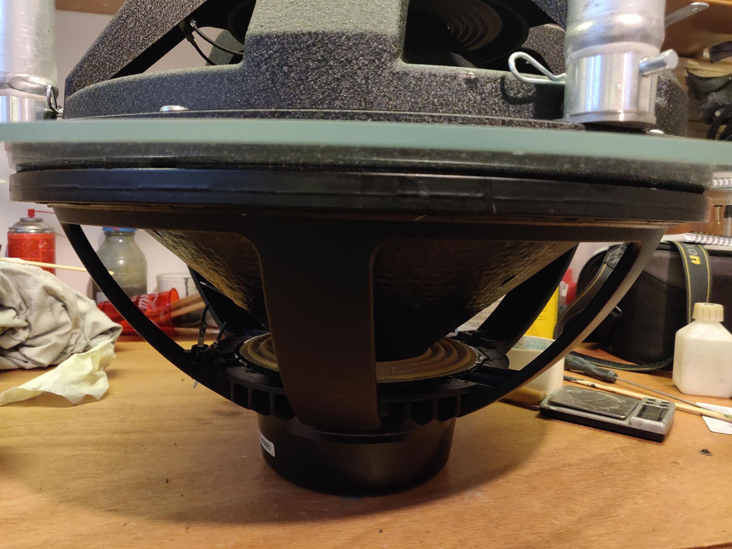 18'' Speaker ReconeRepair 4 Steps Instructables