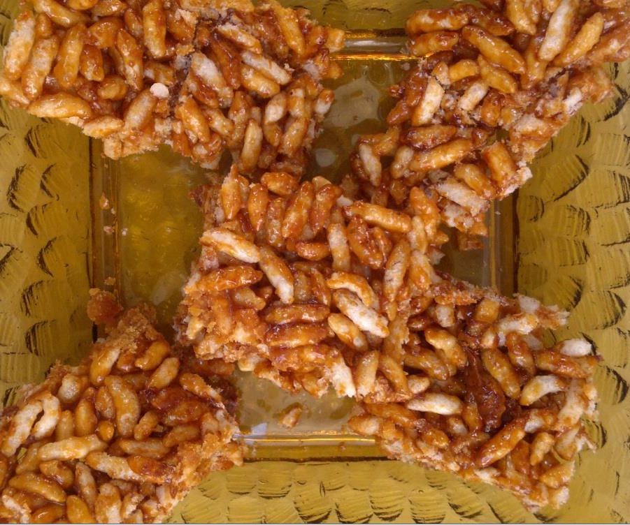 Home Made Murmure Ki Chikki