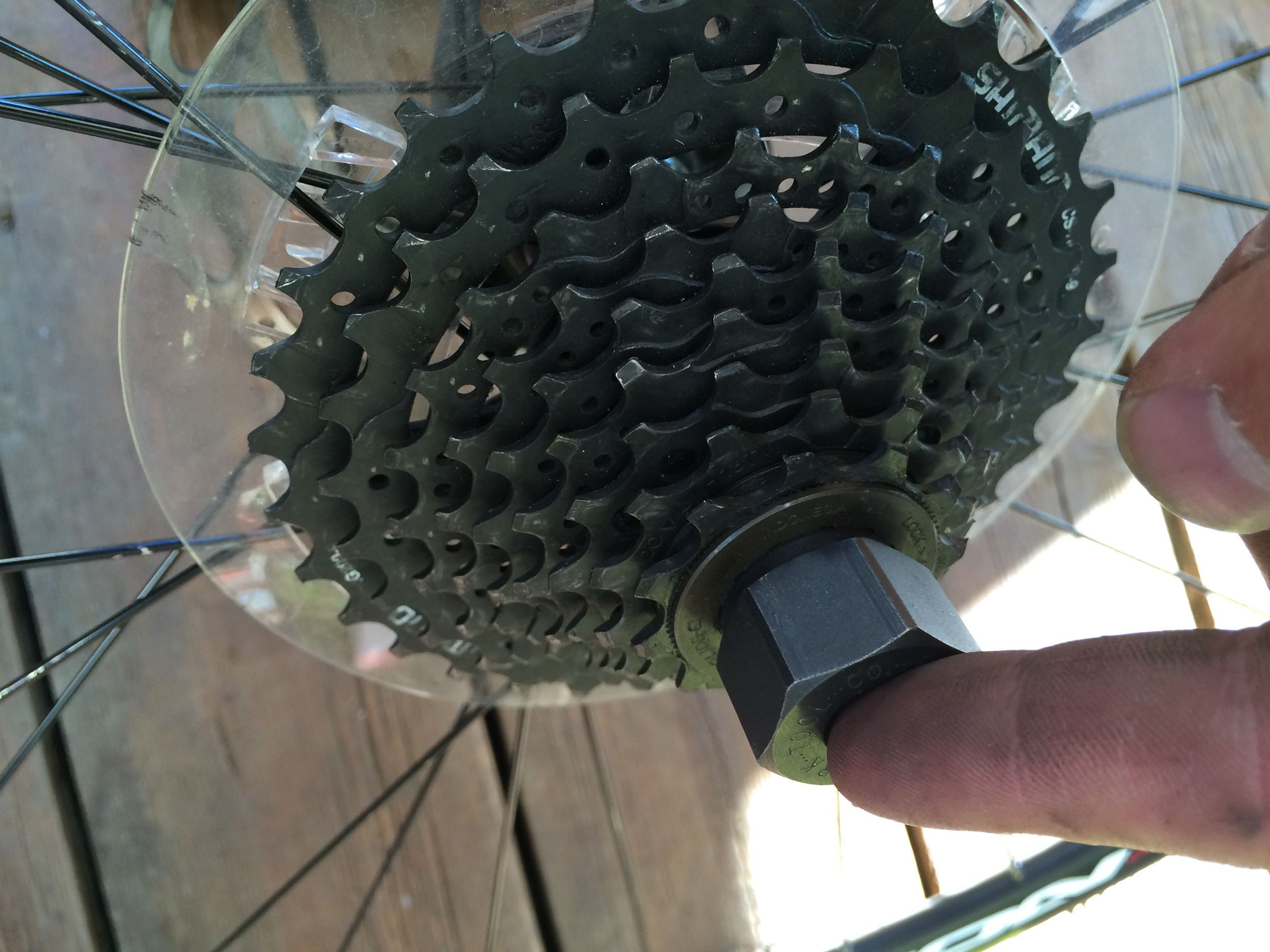 Broken Spoke Repair/Replace 8 Steps (with Pictures) Instructables