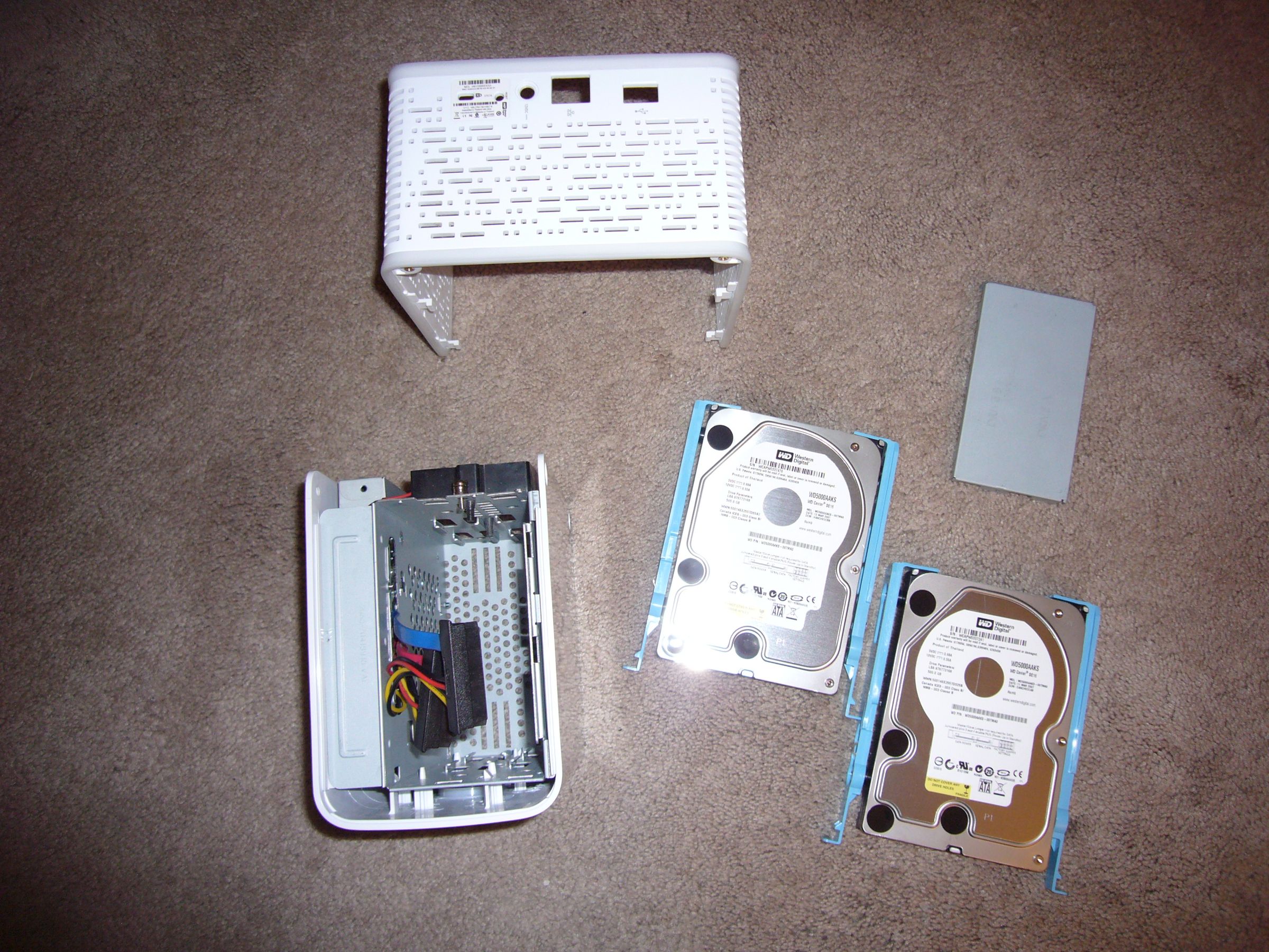 Disassembling Western Digital MyBook World Edition