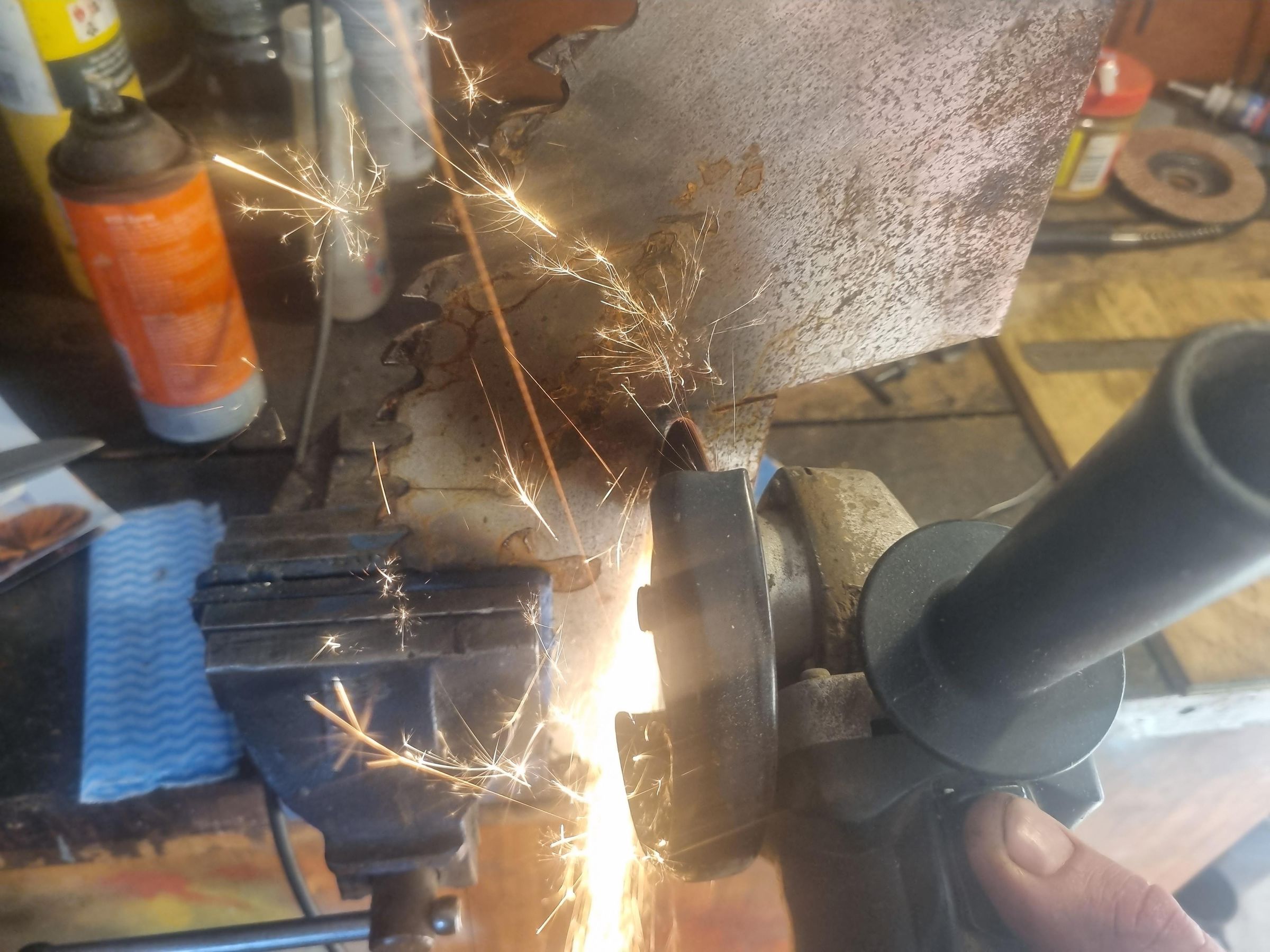 Saw Blade Parting Tool 5 Steps Instructables