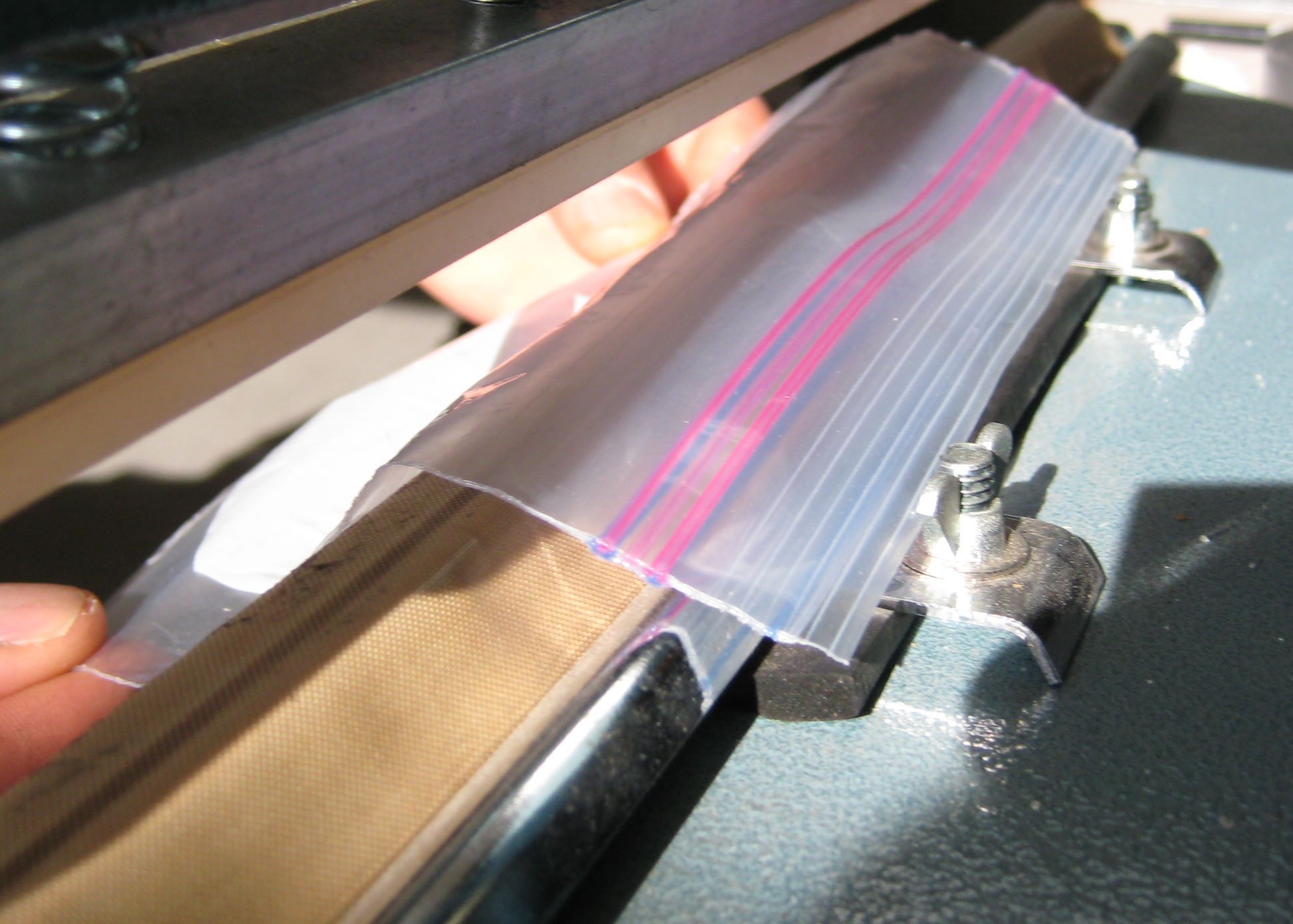 How to Use a Heat Sealer Instructables
