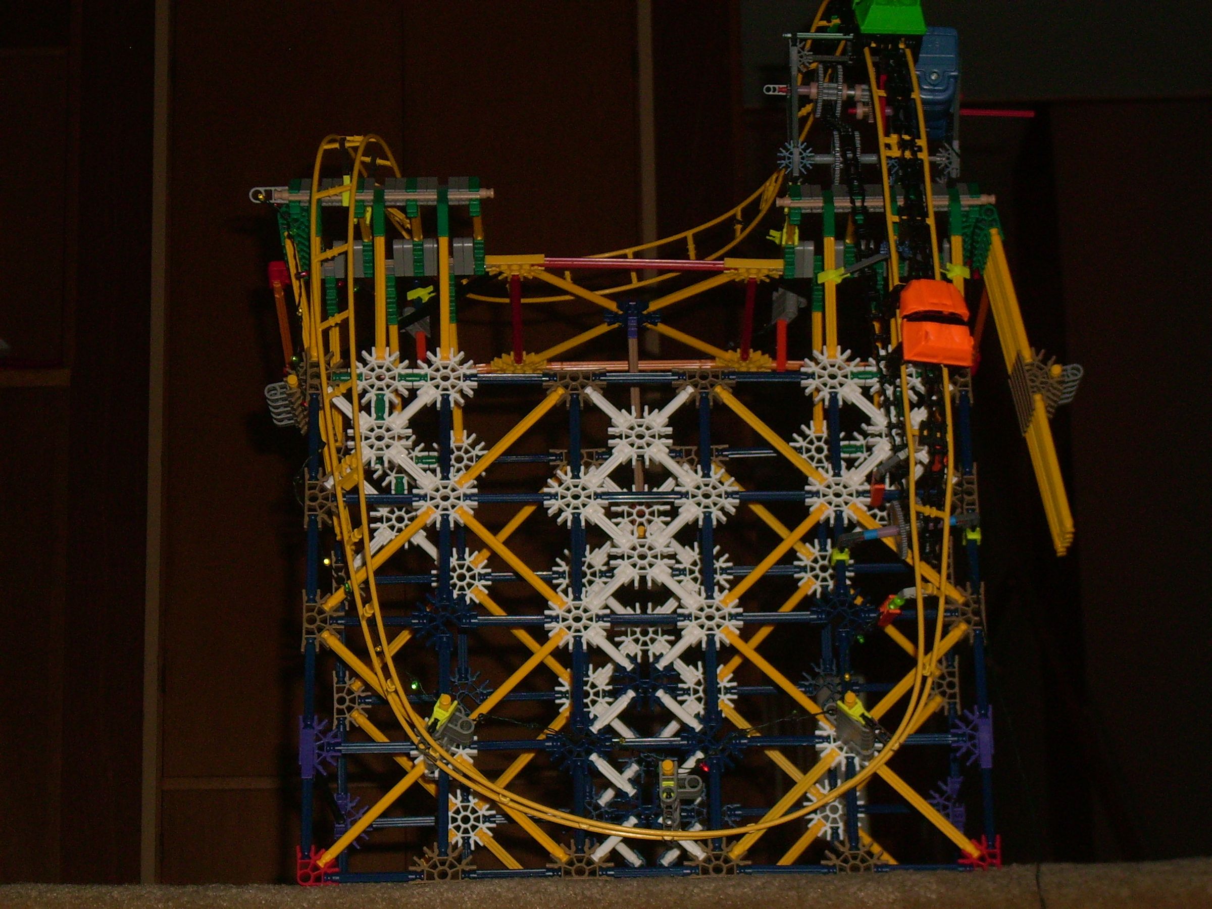 How to Make a Knex Halloween Roller Coaster Costume With Lights