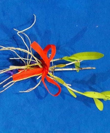 Real Living Orchid Brooch Favors