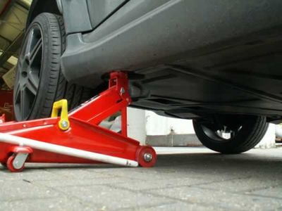 Raise the Car Up