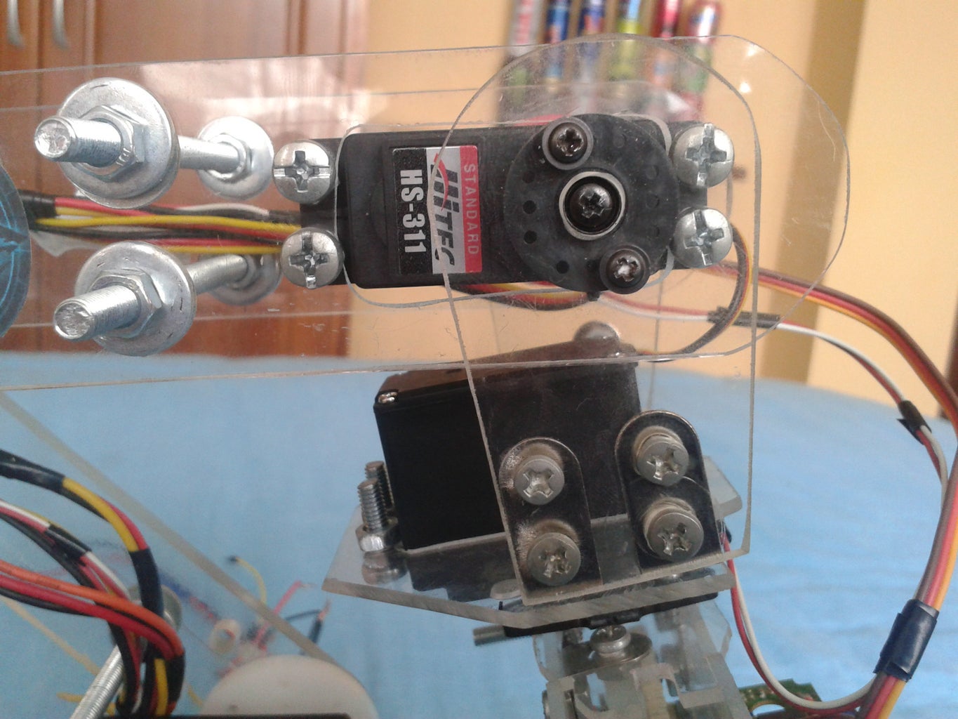 ROBOTIC ARM Arduino Controlled : 8 Steps Circuit Diagram