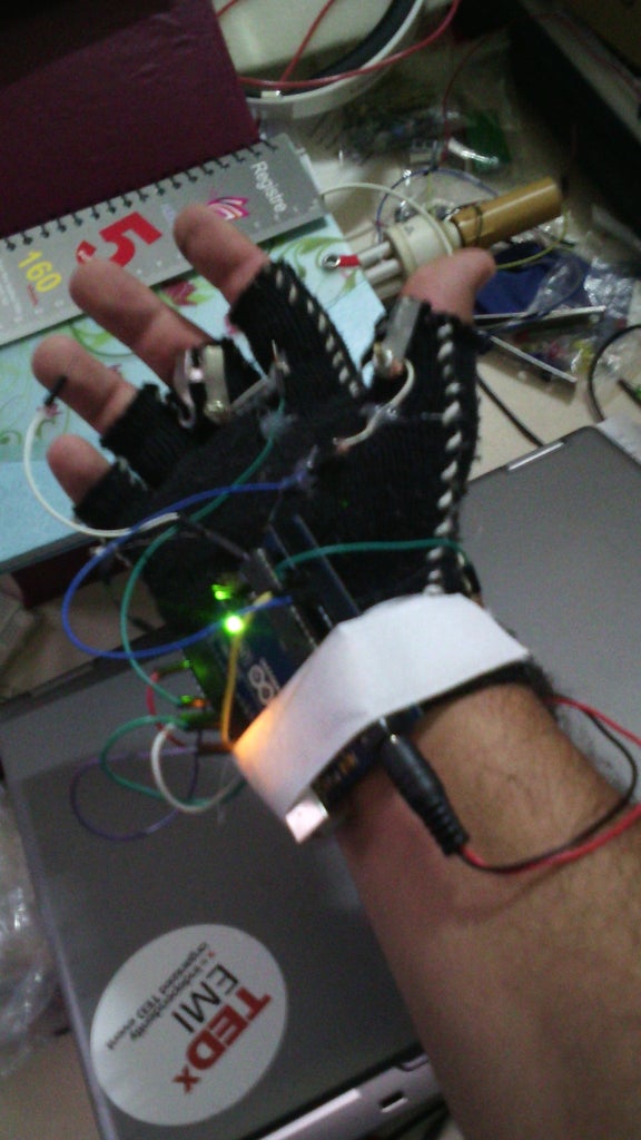 Read Hand Gestures Using Arduino : 6 Steps - Instructables