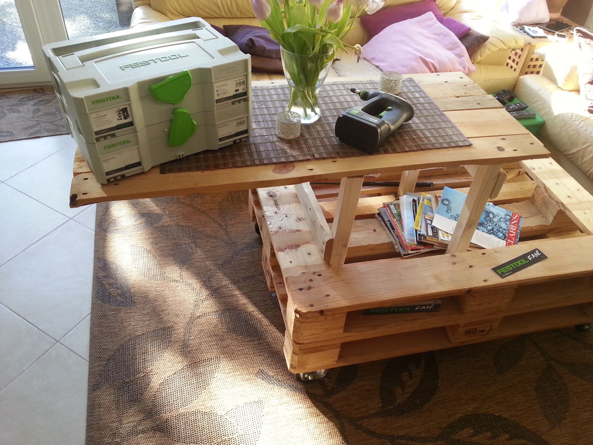Pallet Coffee Table With Heavy Lift