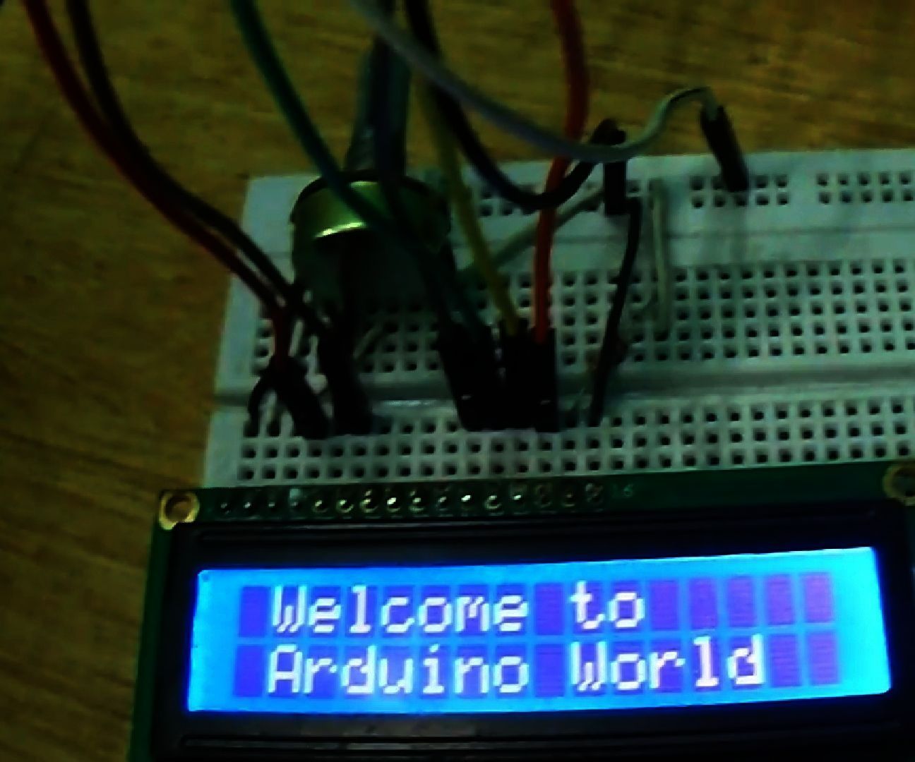 Arduino LCD 16x2 Tutorial | Interfacing 1602 LCD Display With Arduino Uno