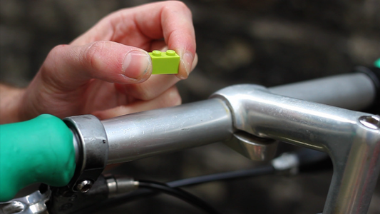 3: Transform Your Bike Handle Bars Into a Play Space for Your Kids