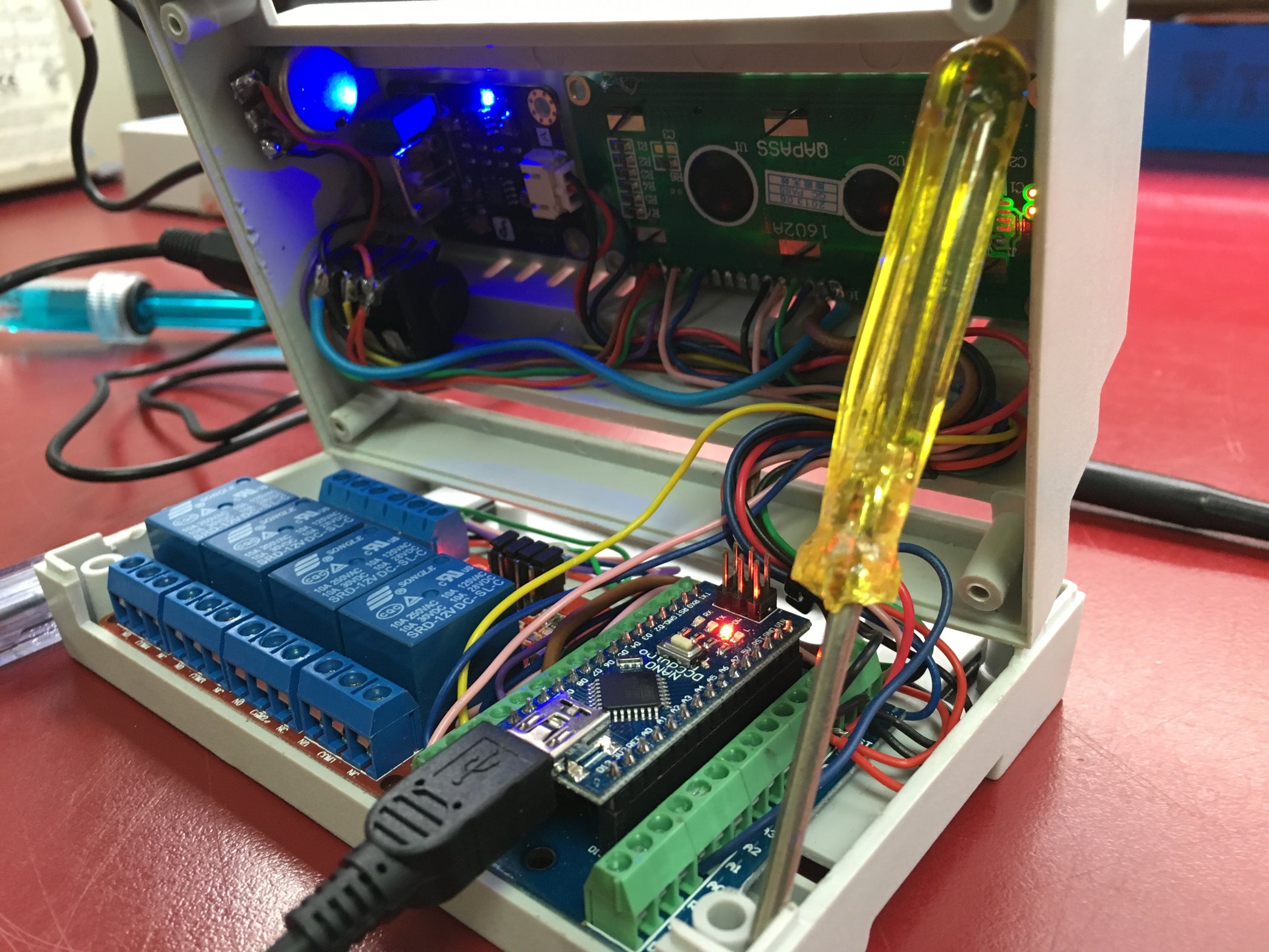 Aquariumatic V1: Arduino Powered Multi-Aquarium Monitor : 10 Steps ...
