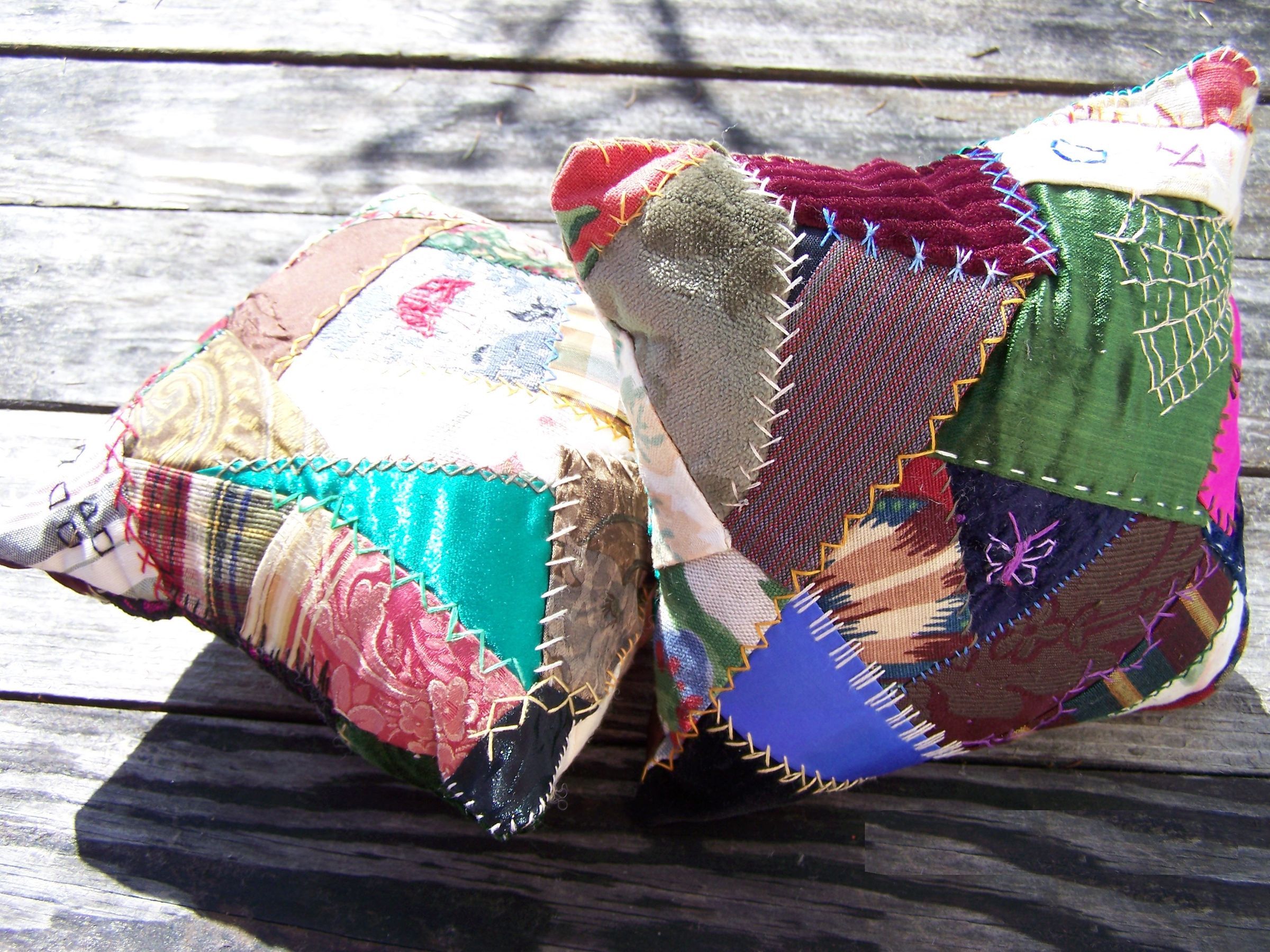 Hand Embroidered Crazy Quilt Pillows Instructables